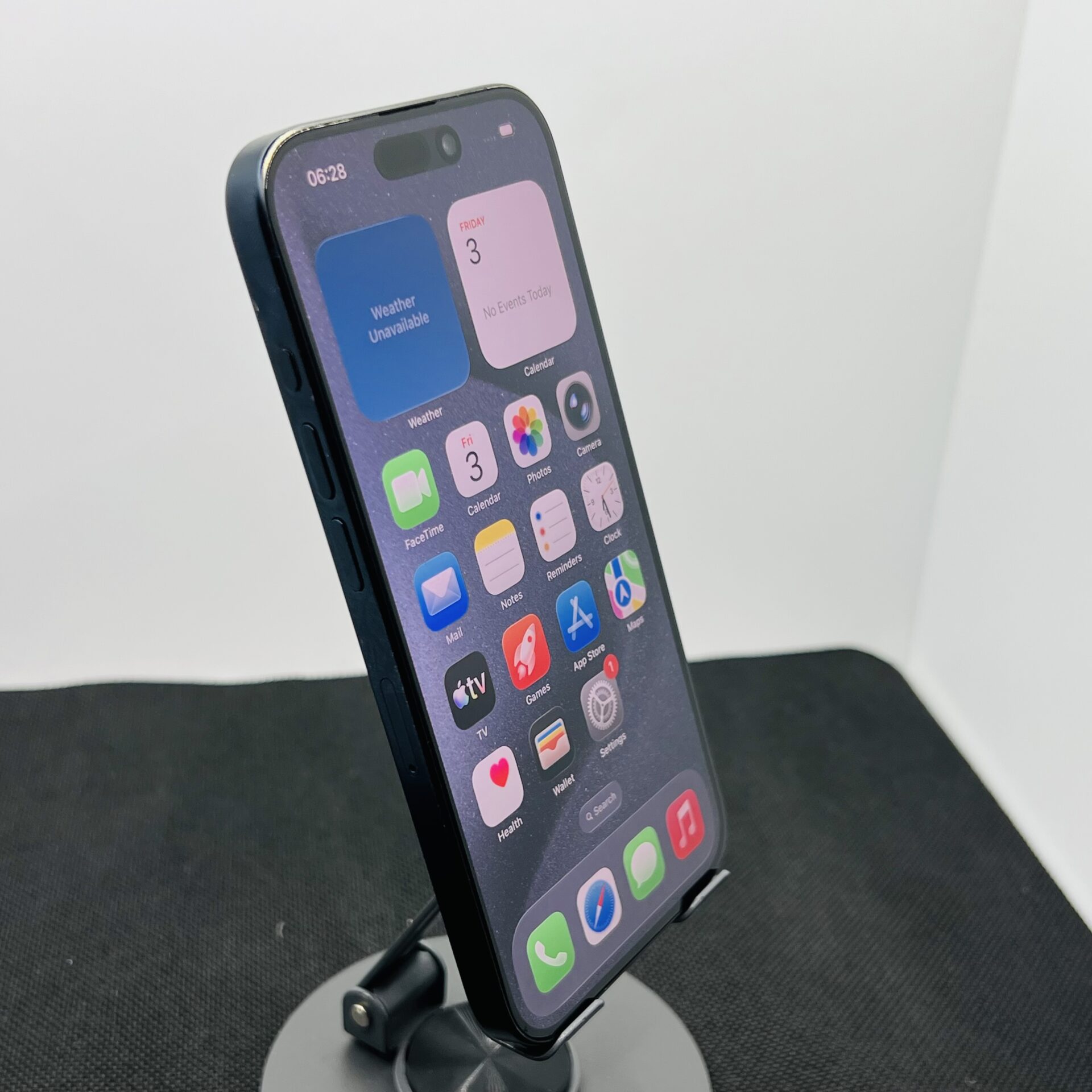 Apple iPhone 15 Pro 256GB Blue Titanium (Condition: Good) - Image 3