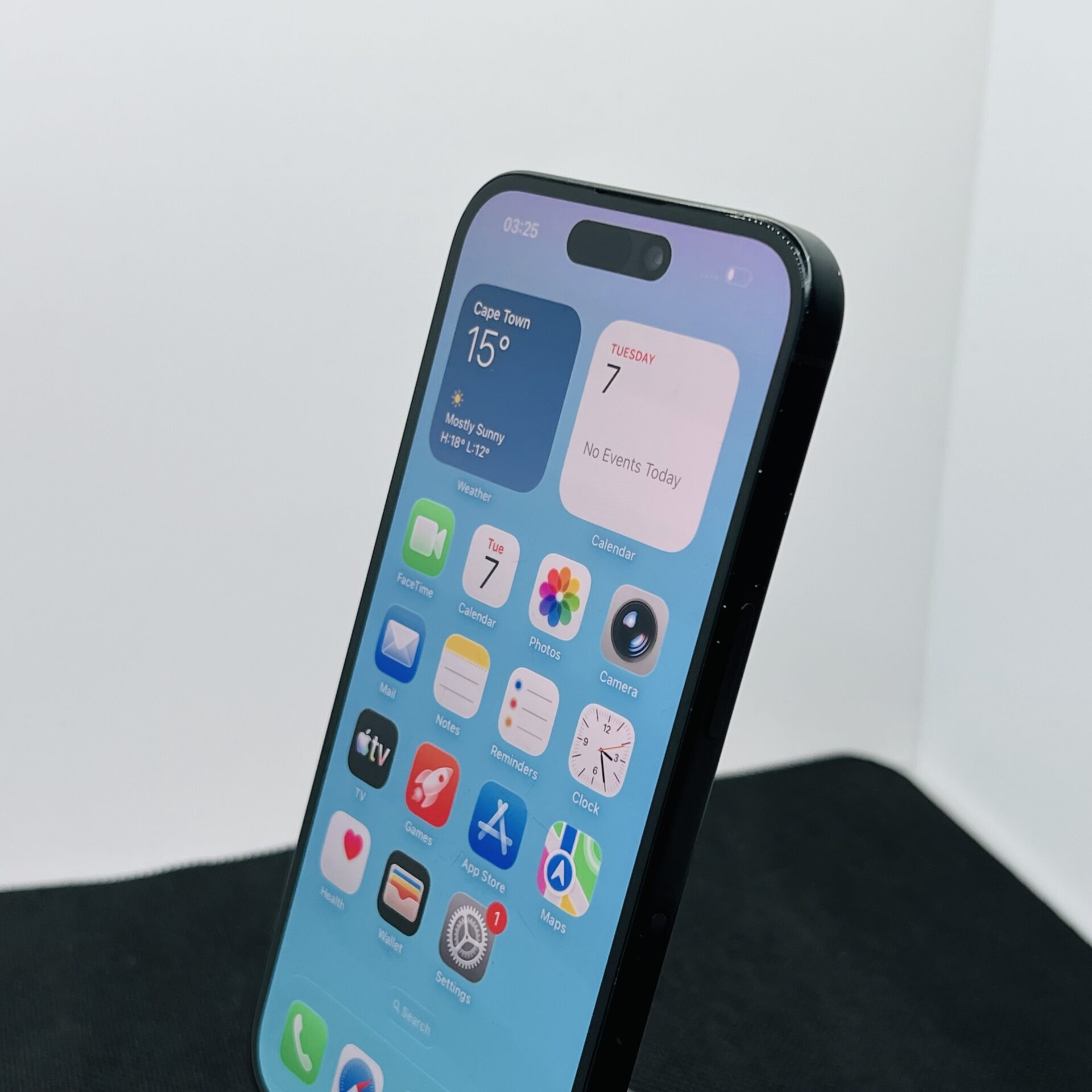 Apple iPhone 16 256GB Black (Condition: Good) - Image 6