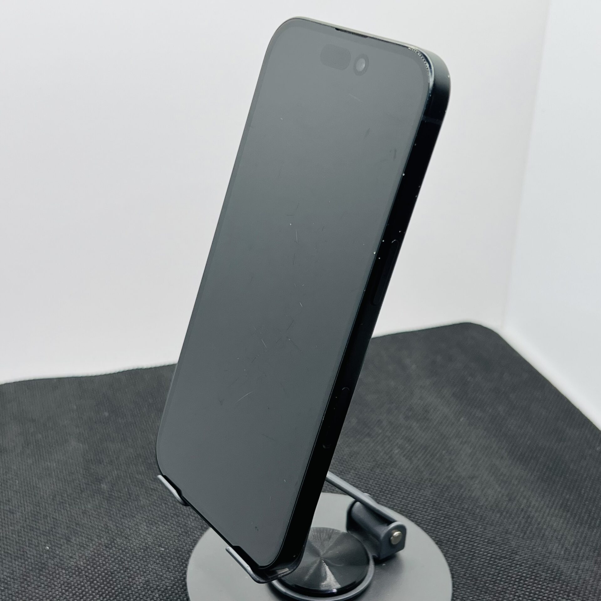 Apple iPhone 16 256GB Black (Condition: Good) - Image 7