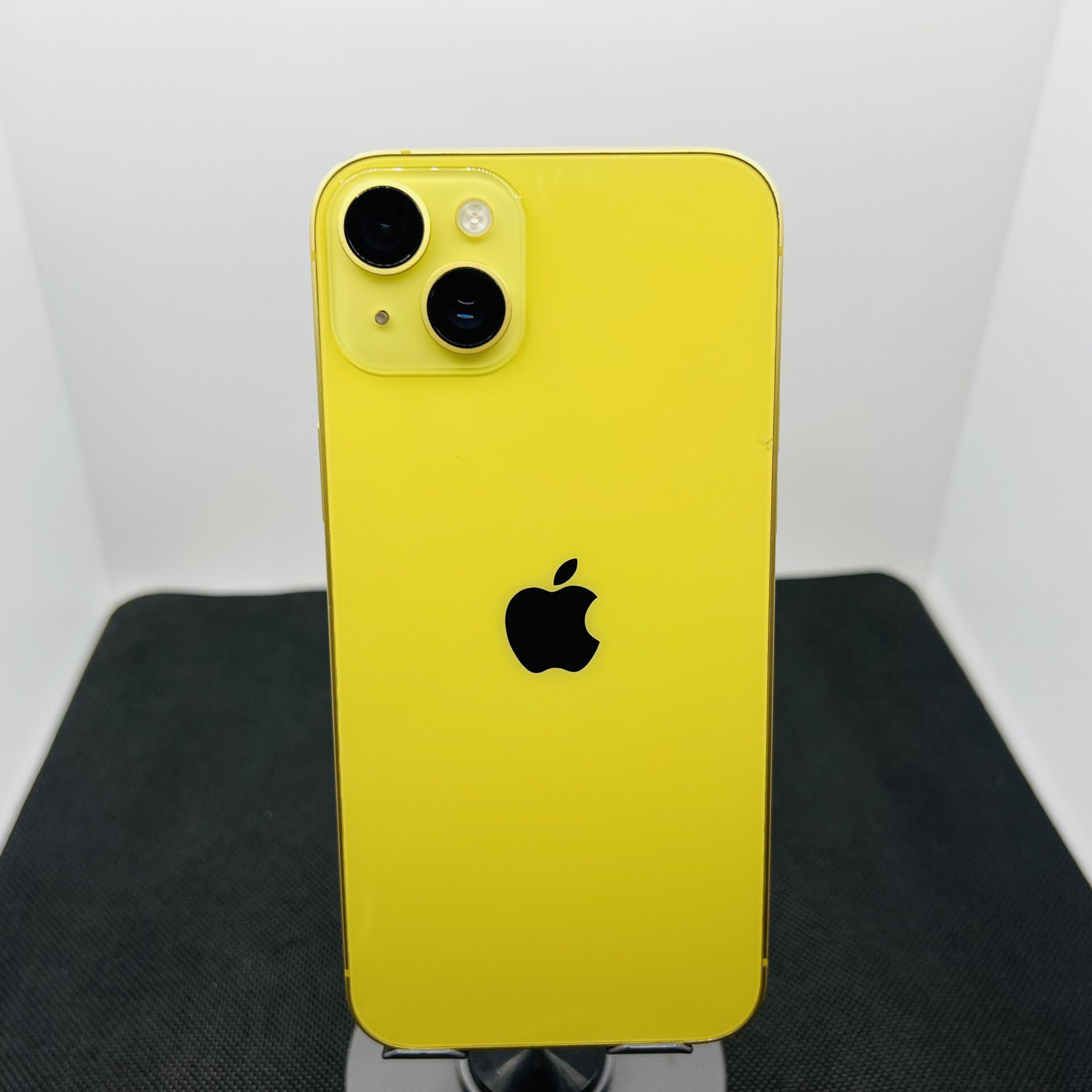 Apple iPhone 14 Plus 256GB Yellow (Condition: Good) - Image 9