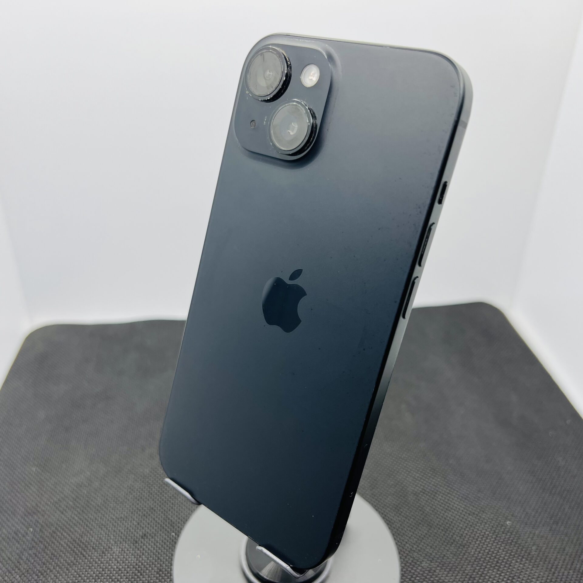Apple iPhone 15 128GB Black (Condition: Good) - Image 7