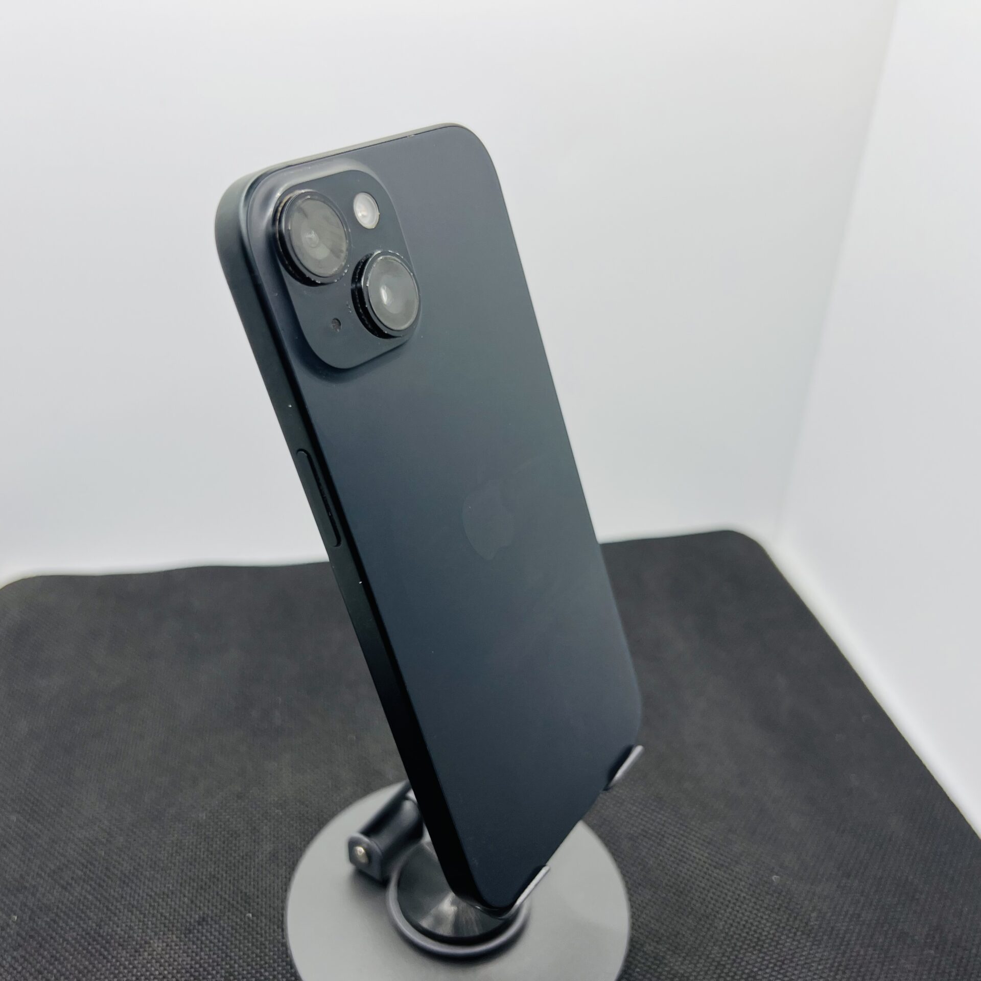 Apple iPhone 15 128GB Black (Condition: Good) - Image 8