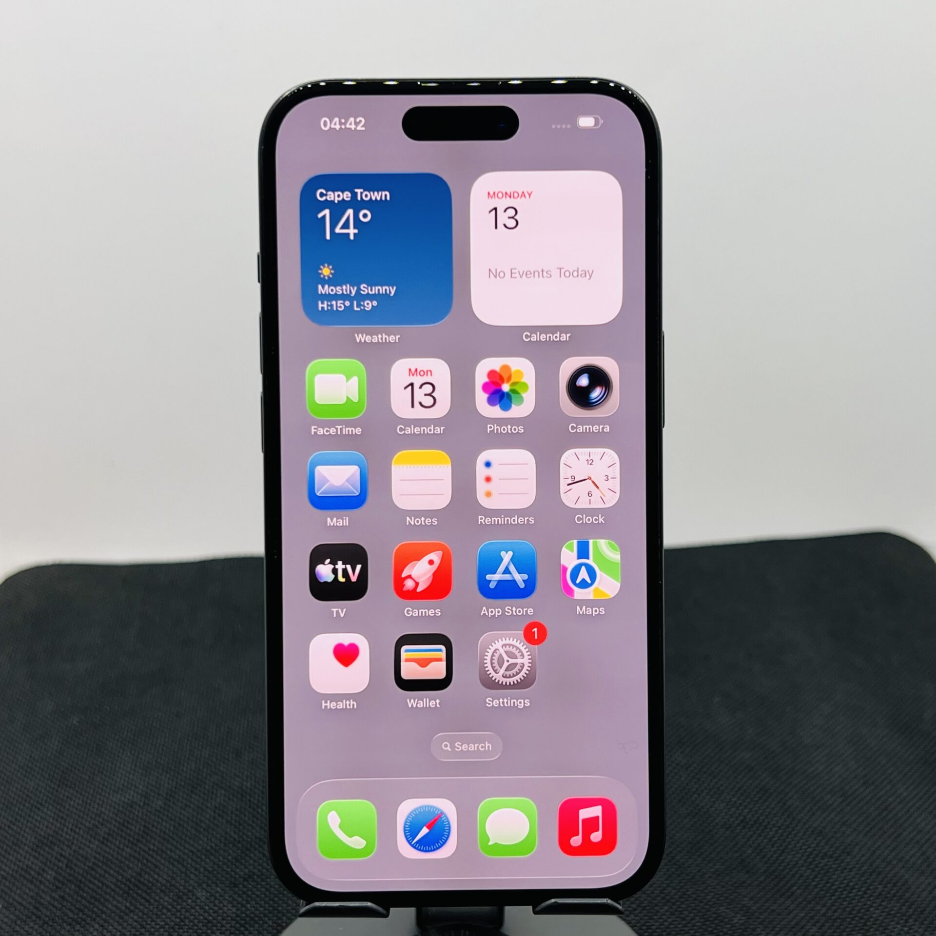 Apple iPhone 15 128GB Black (Condition: Good) - Image 2