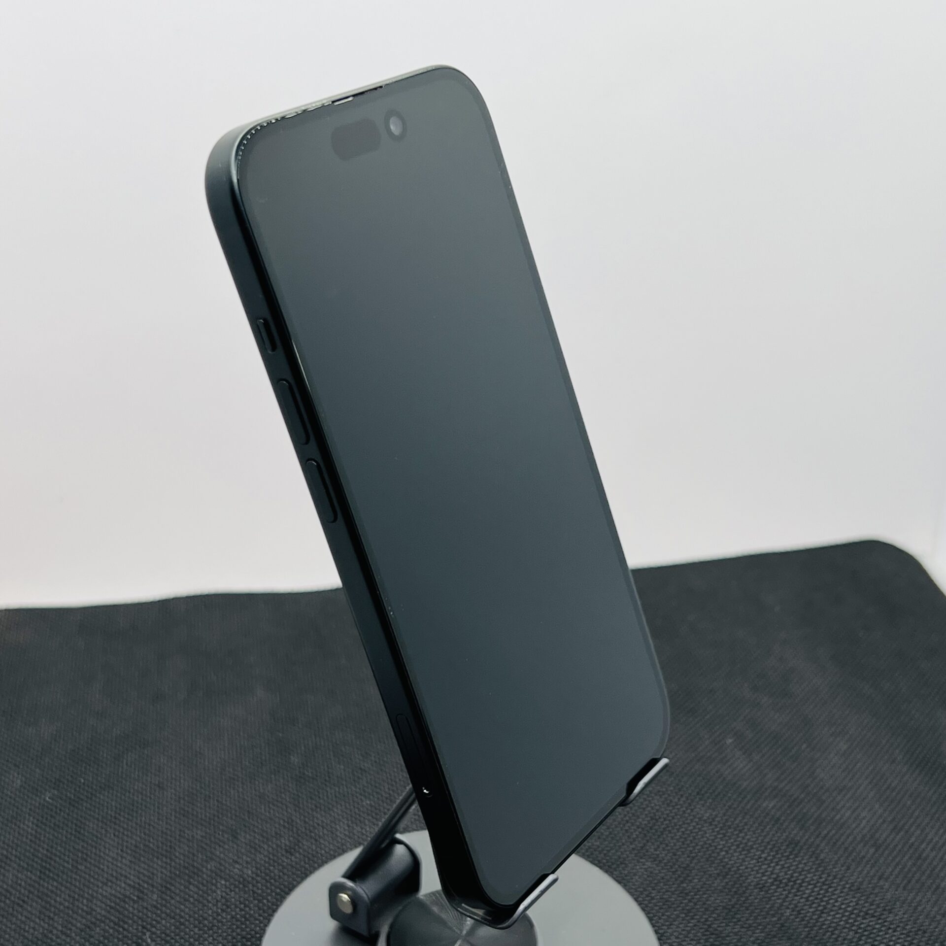 Apple iPhone 15 128GB Black (Condition: Good) - Image 7