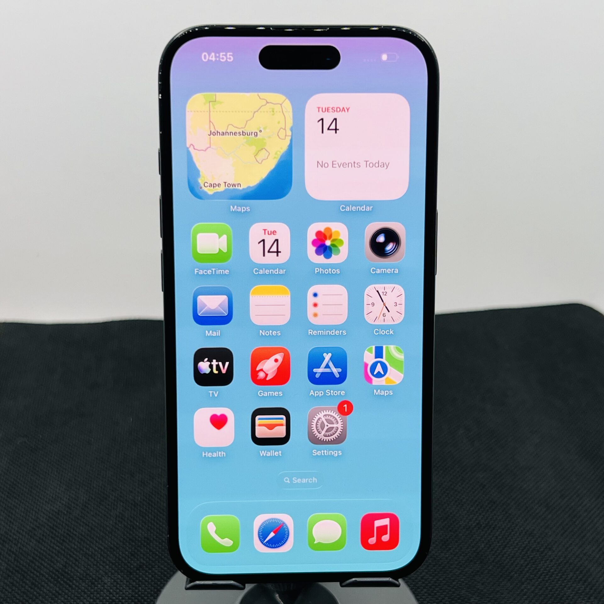 Apple iPhone 16 128GB Black (Condition: Good) - Image 2