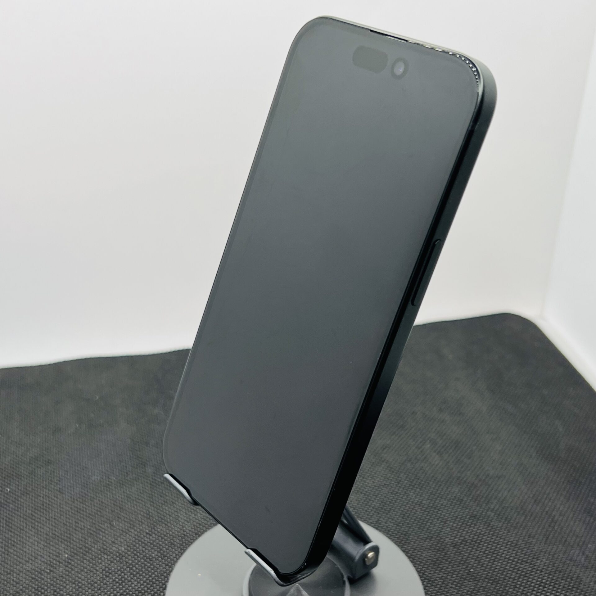 Apple iPhone 15 128GB Black (Condition: Good) - Image 7