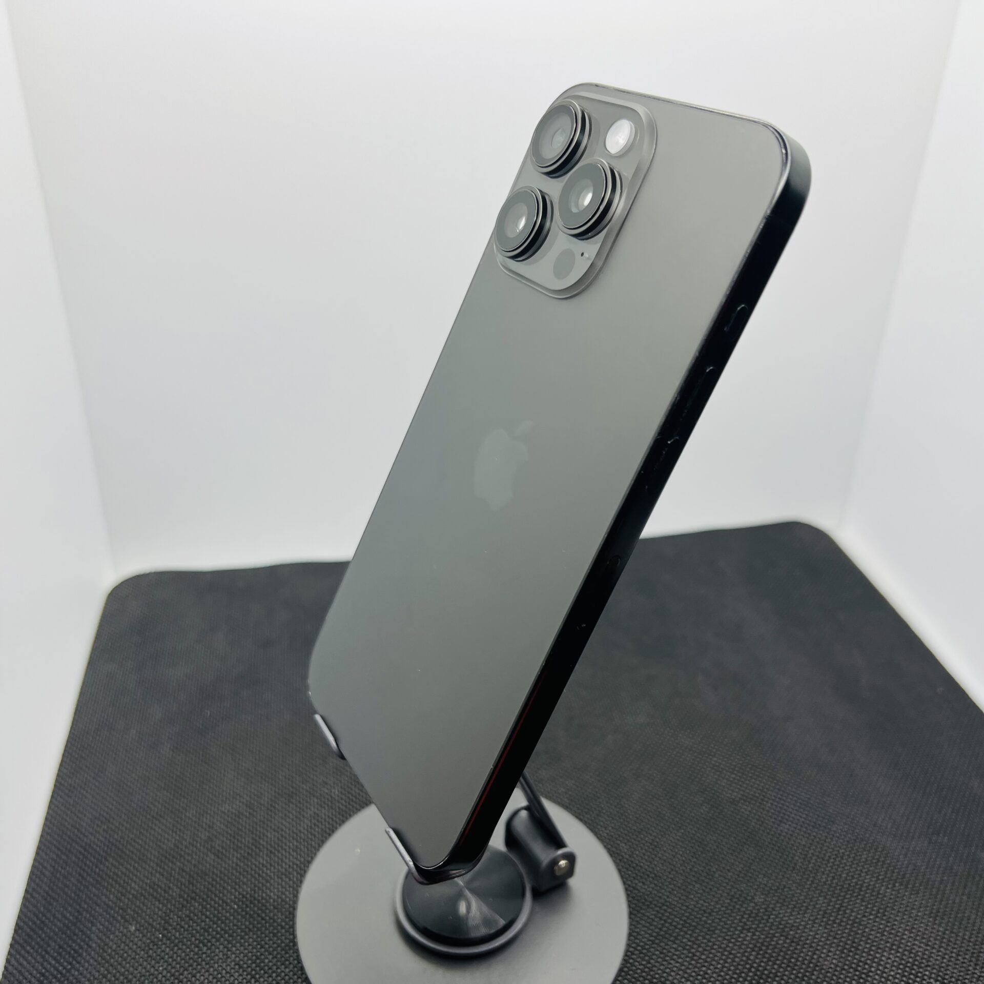 Apple iPhone 16 Pro Max 256GB Black Titanium (Condition: Good) - Image 8