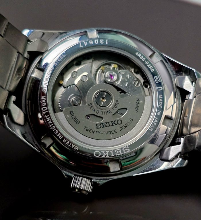 Seiko Tic Tac Tuxedo - Image 4