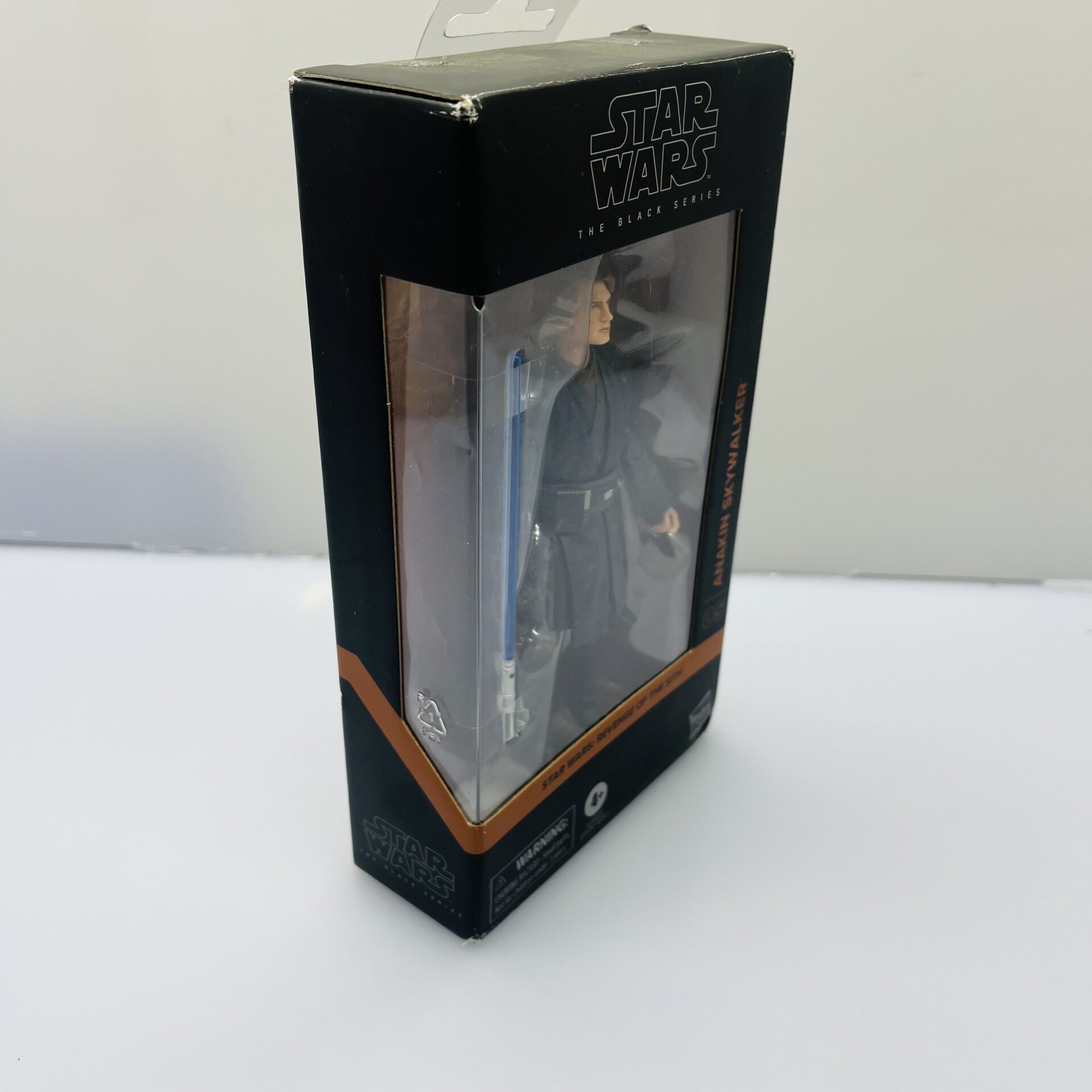COMBO DEAL: Hasbro Star Wars The Power of the force Luke Skywalker Figurine + Hasbro Star Wars Revenge of the Sith-Anakin Skywalker Figurine + Hasbro Star Wars Stormtrooper Figurine + Hasbro Star Wars The black Series Darth Vader Figurine (Condition: Excellent) - Image 7