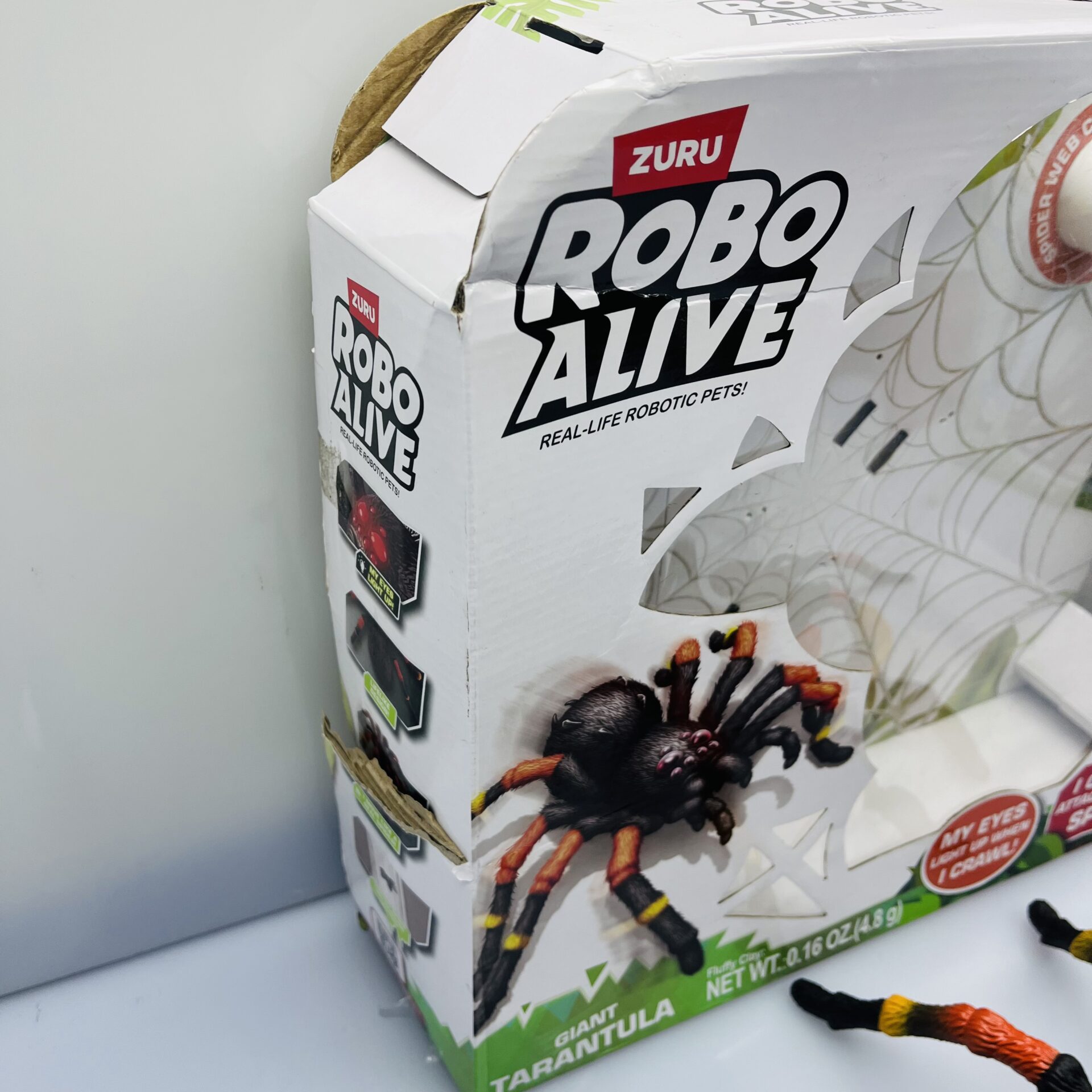 COMBO DEAL: 2x Creative Sprouts Explore Your Own Bug World + Zuru Robo Alive: Giant Tarantula (Condition Good) - Image 4