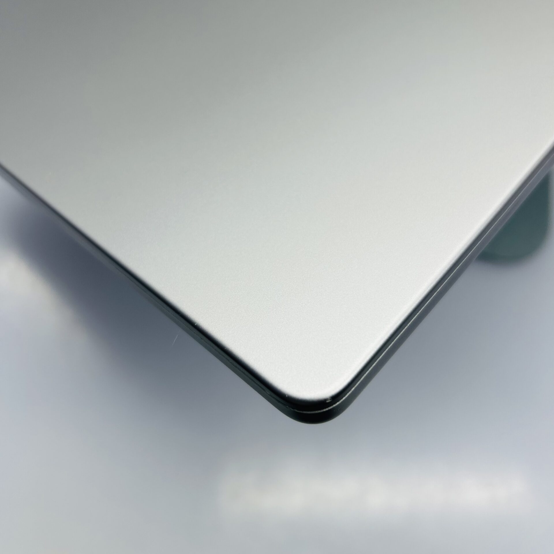 Apple MacBook Pro 14-inch "M3" 8 CPU/10 GPU (2023) 8GB RAM 512GB SSD Space Gray (Condition: Good) - Image 8