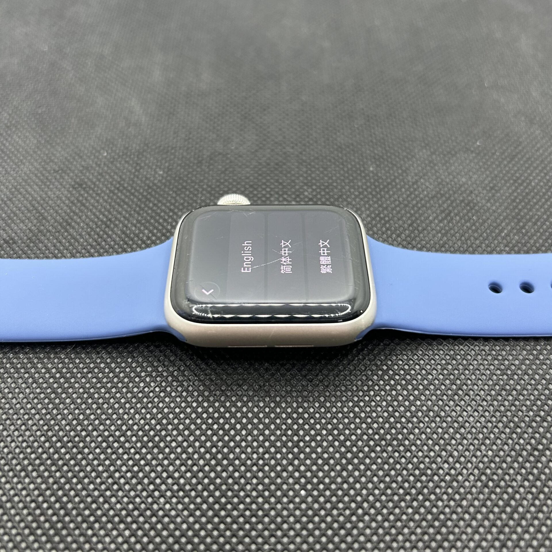 Apple Watch SE 2 GPS 40mm Starlight With Blue Straps (Condition: Fair) - Image 3