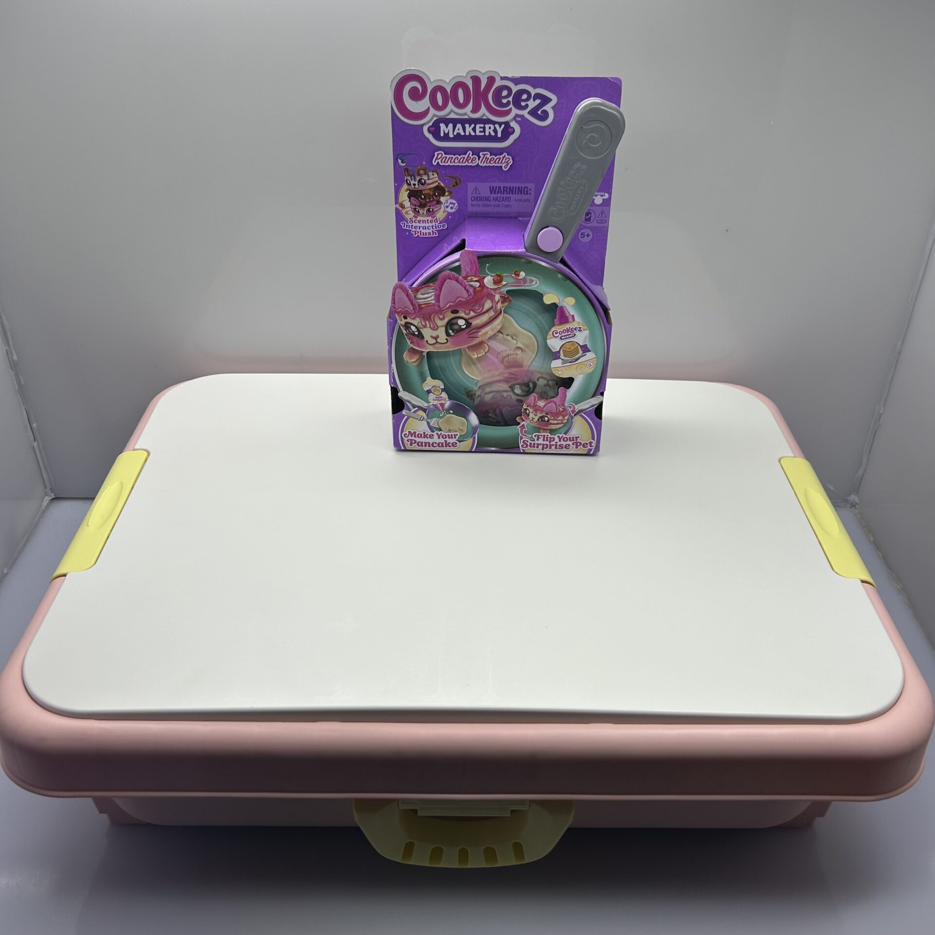 COMBO DEAL: CooKeez Makery Pancake Treatz + Deli Kids Educational Playing Table Set (Condition: Brand New) - Image 2