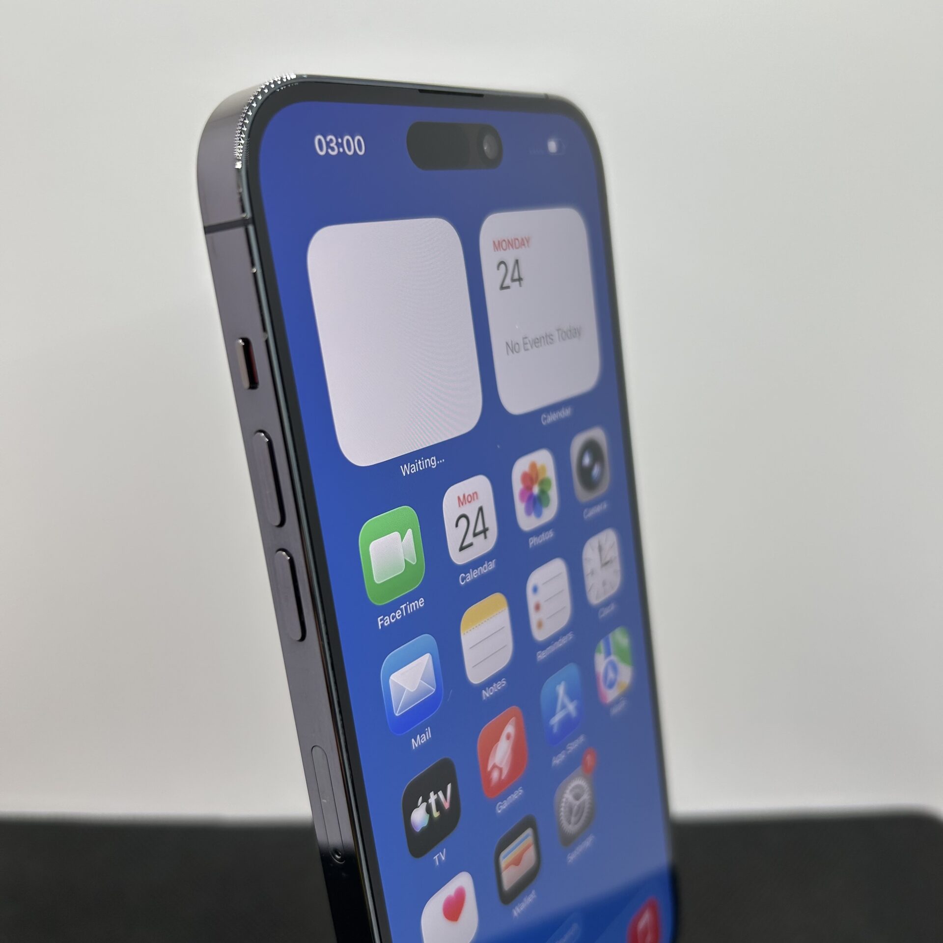 Apple iPhone 14 Pro Max 256GB Deep Purple (Condition: Good) - Image 4