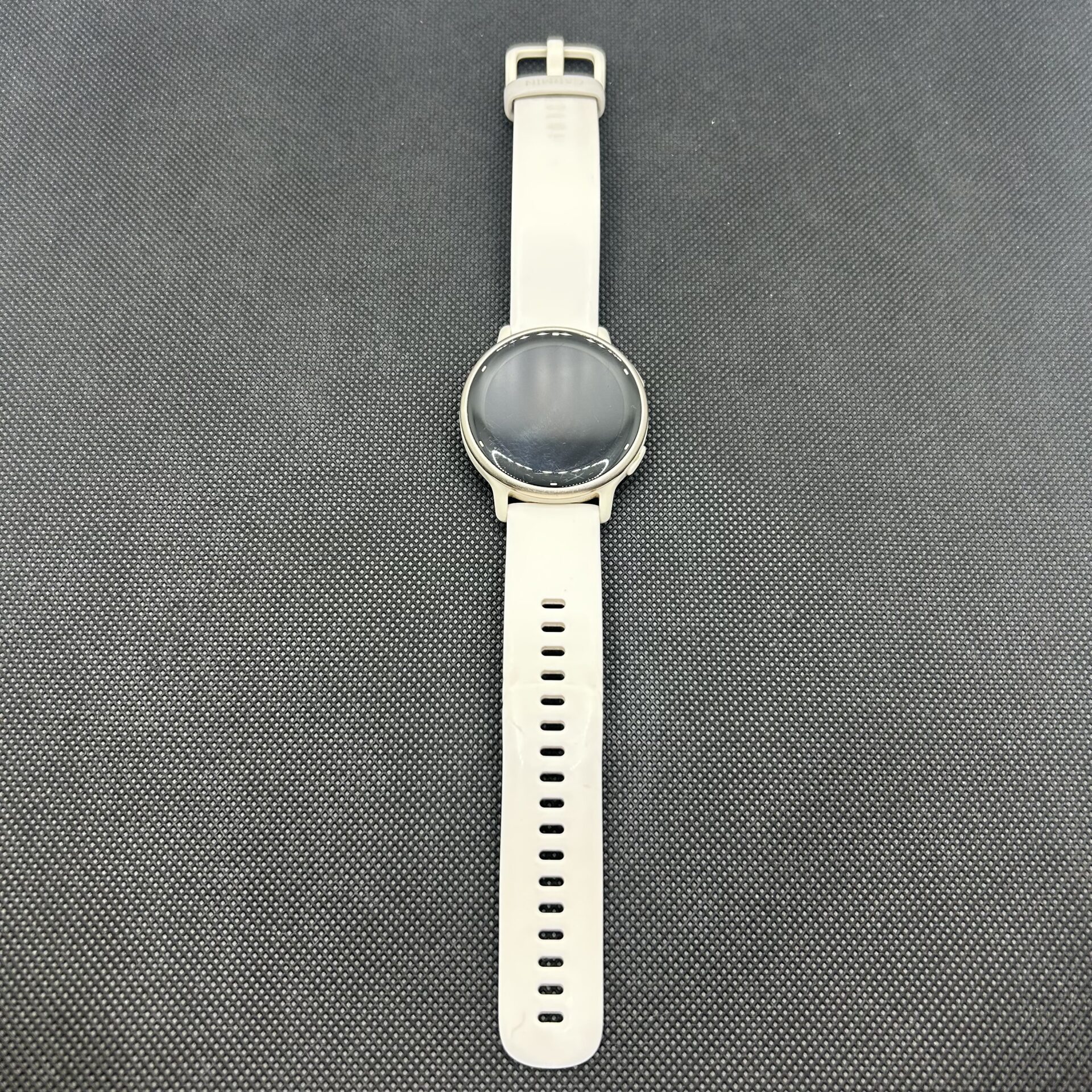 Garmin Vivoactive 5 Ivory Cream Gold Aluminum Bezel (Condition: Good) - Image 6