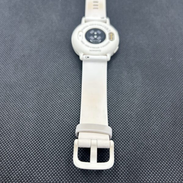 Garmin Vivoactive 5 Ivory Cream Gold Aluminum Bezel (Condition: Good) - Image 9