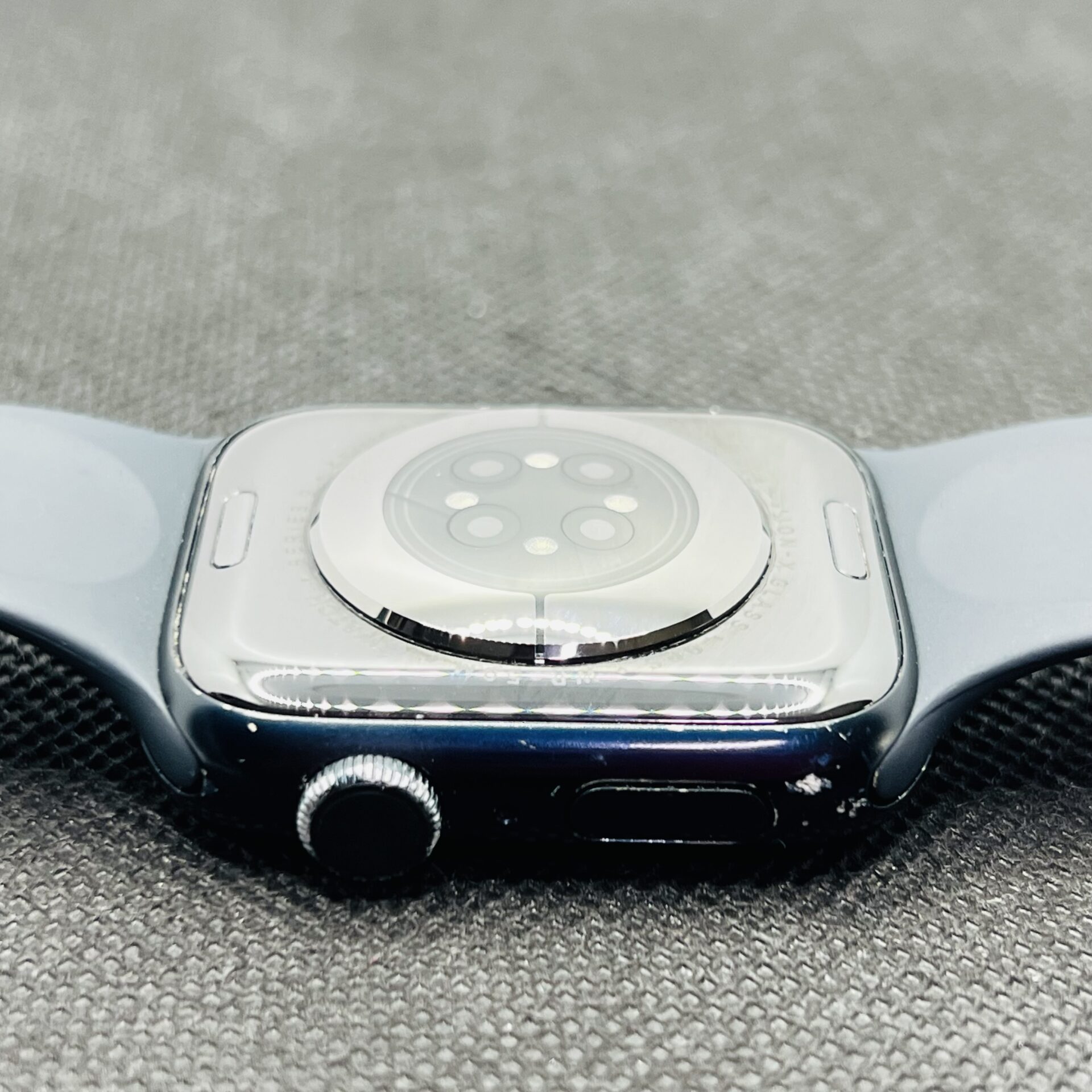 Apple Watch Series 9 45MM GPS Only Midnight (Condition: Good) - Image 5
