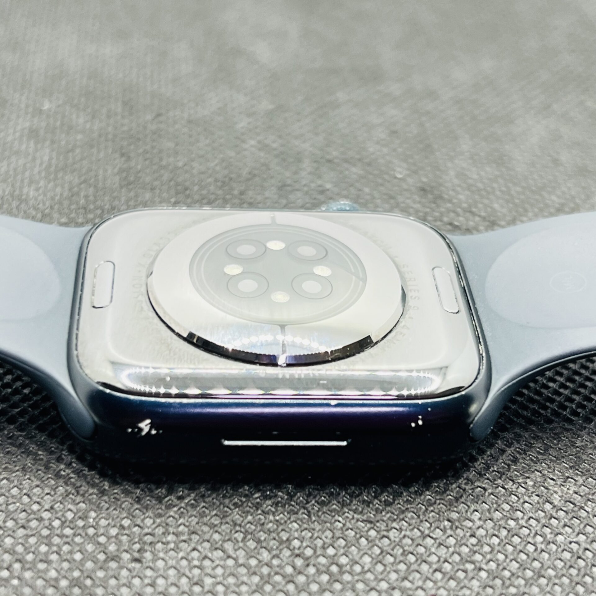 Apple Watch Series 9 45MM GPS Only Midnight (Condition: Good) - Image 6