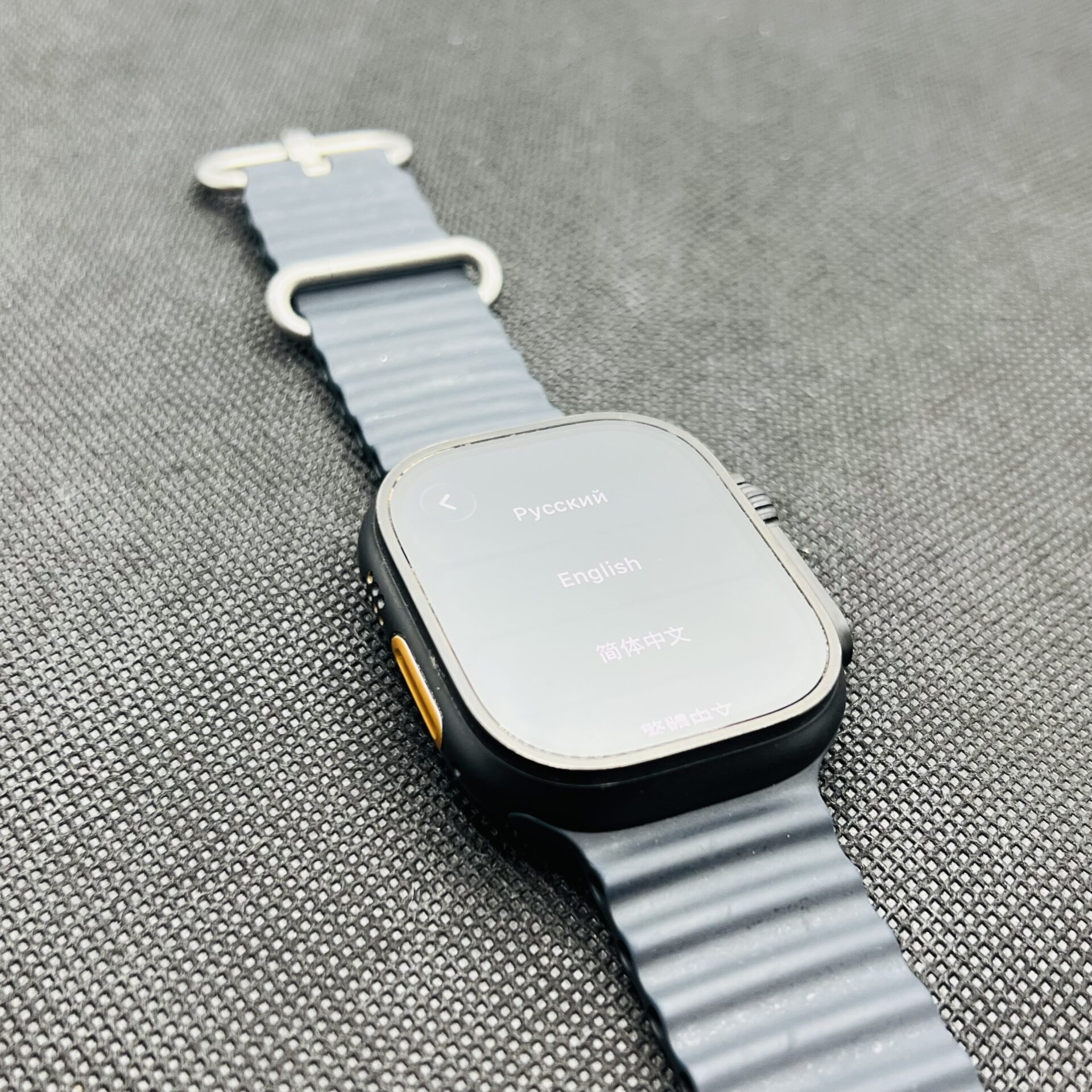 Apple Watch Ultra 3 49mm LTE Black Titanium - Cracked Casing (Condition: Good) - Image 5