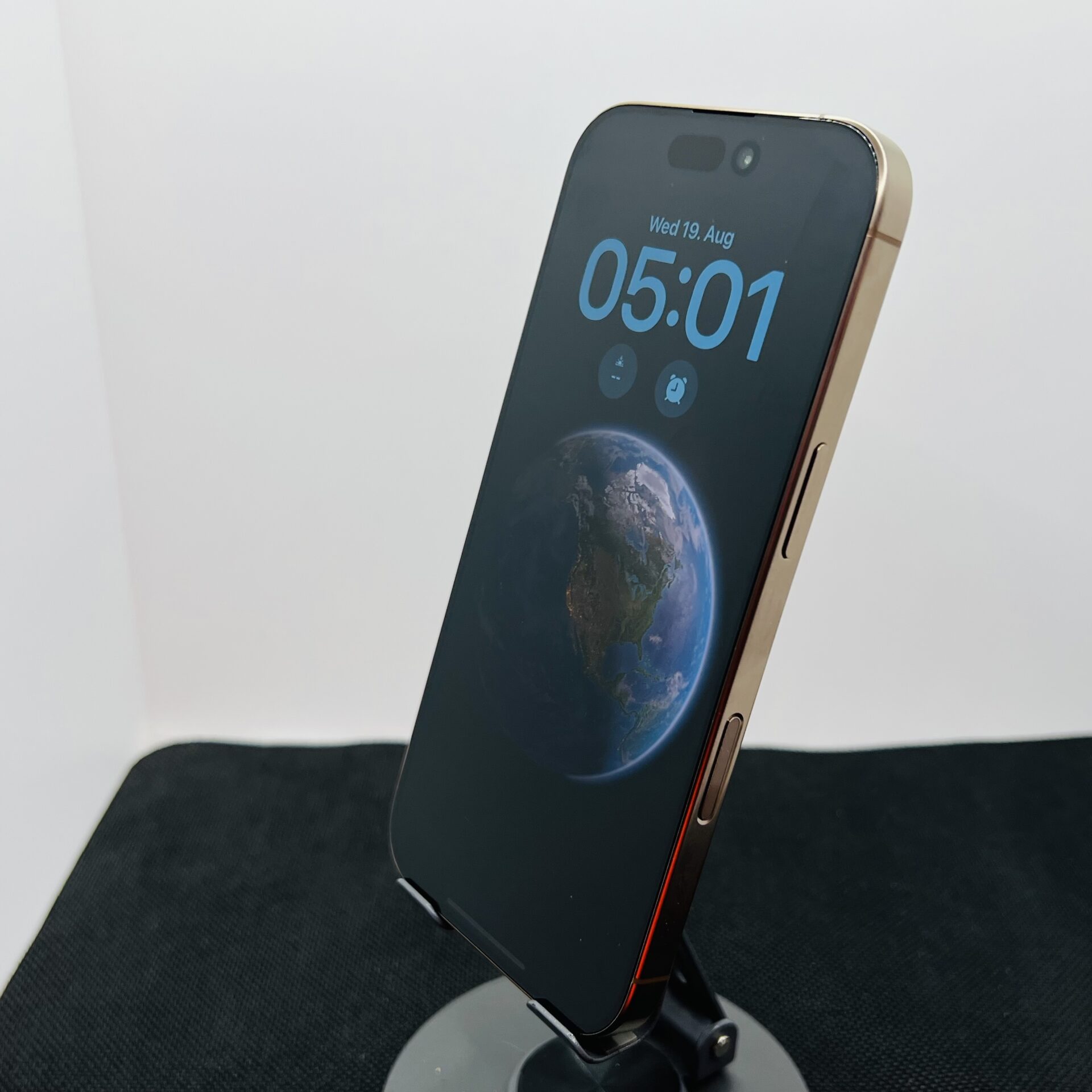 Apple iPhone 16 Pro 256GB Desert Titanium (Condition: Good) - Image 7