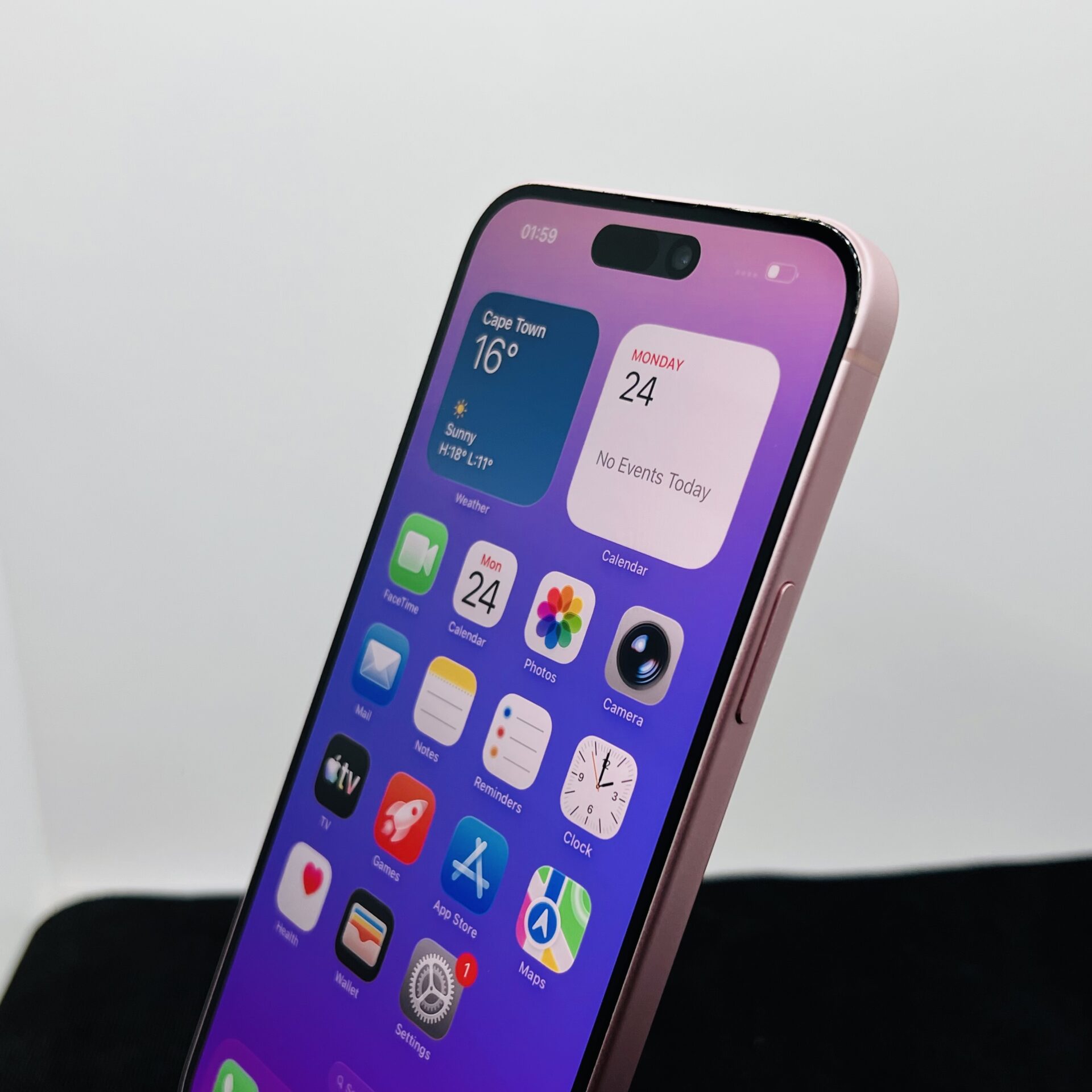 Apple iPhone 15 Plus 256GB Pink (Condition: Good) - Image 6