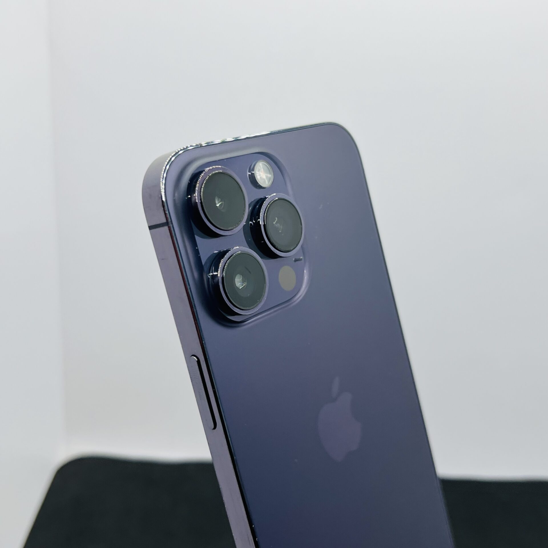 Apple iPhone 14 Pro Max 256GB Deep Purple (Condition: Good) - Image 11