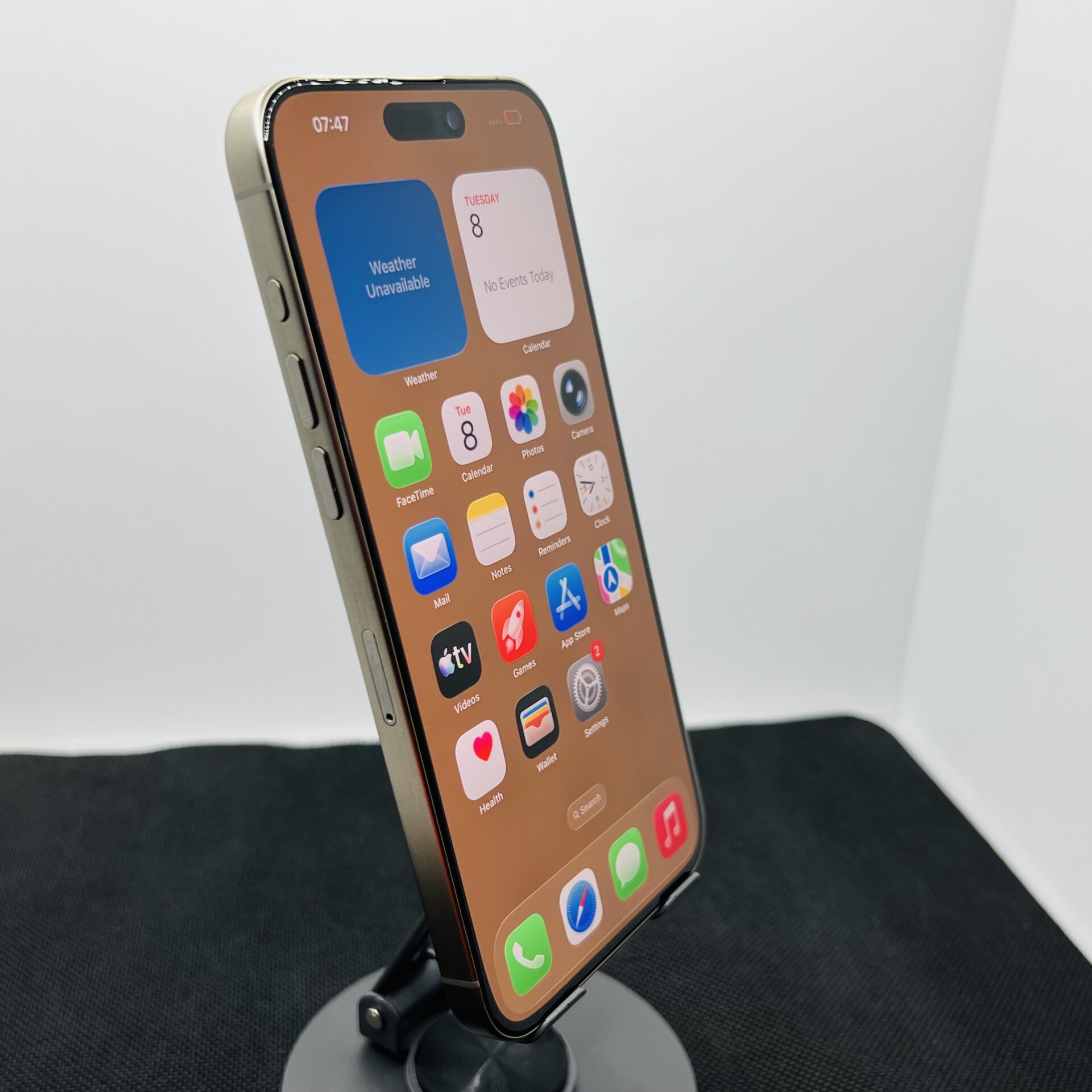 Apple iPhone 15 Pro Max 256GB Natural Titanium (Condition: Good) - Image 3