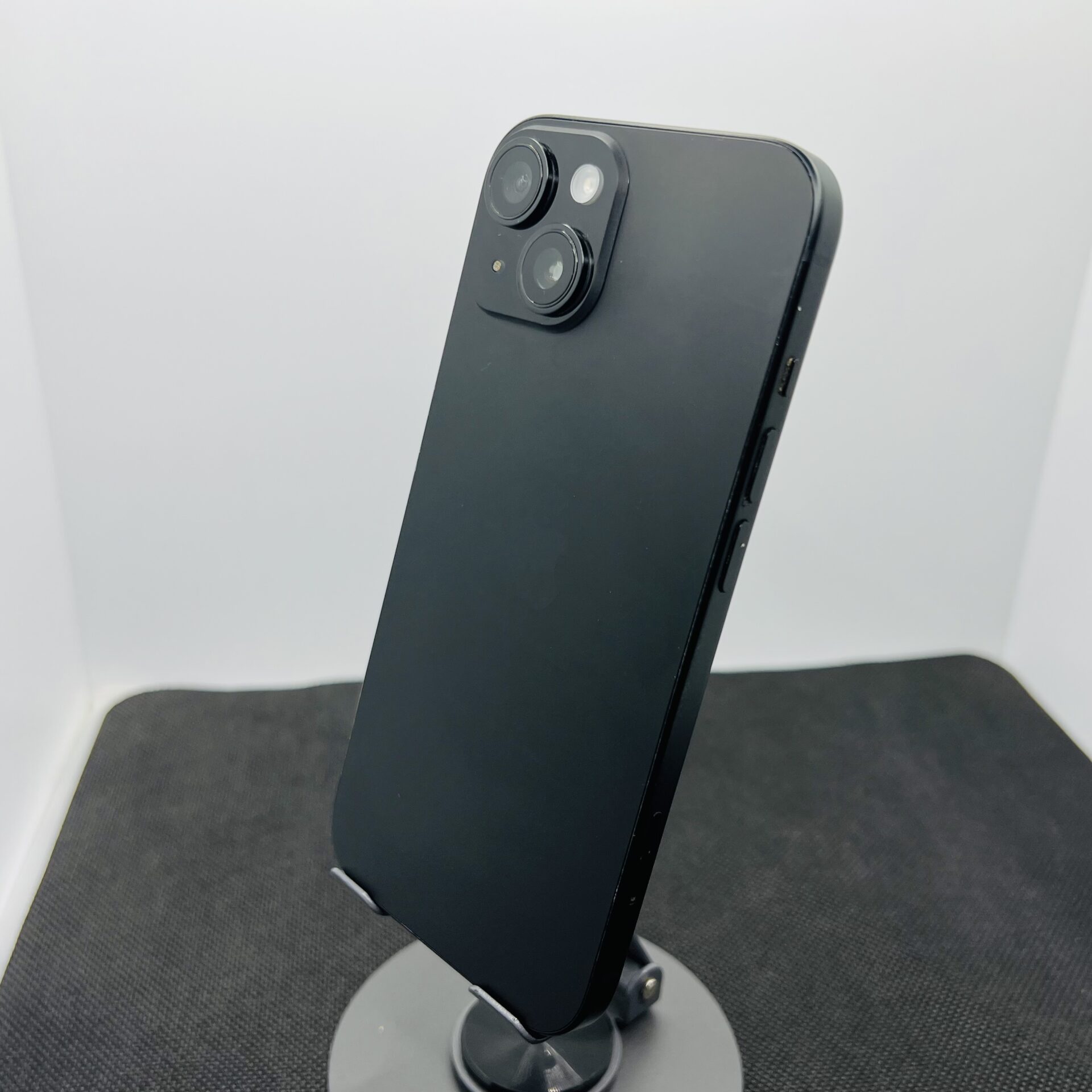 Apple iPhone 15 128GB Black (Condition: Good) - Image 8