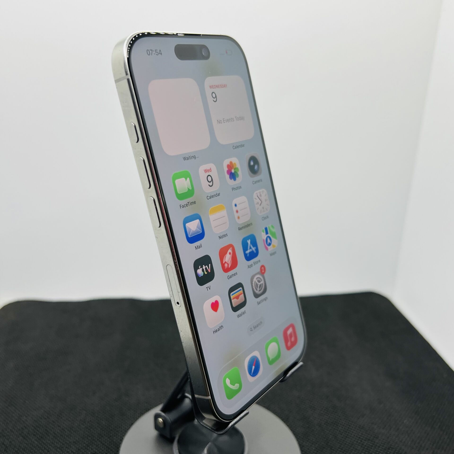 Apple iPhone 16 Pro 512GB White Titanium (Condition: Good) - Image 3