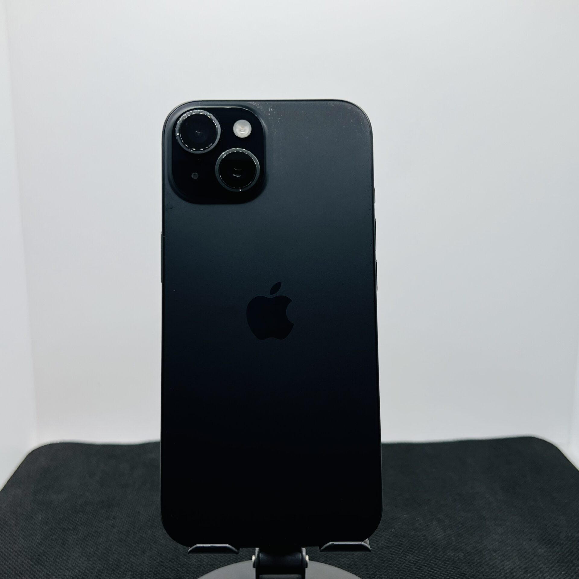 Apple iPhone 15 128GB Black (Condition: Good) - Image 9