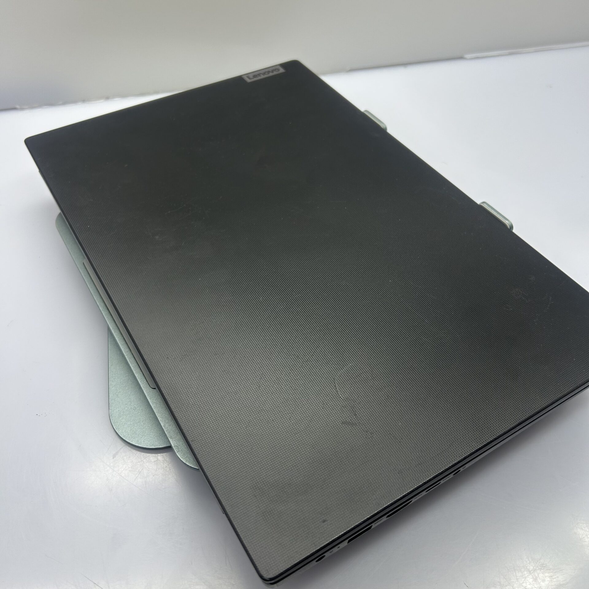Lenovo V15 G2 ALC "Ryzen 5" 2.10GHz 12GB RAM DDR4 256GB NVMe SSD Black (Condition: Good) - Image 14