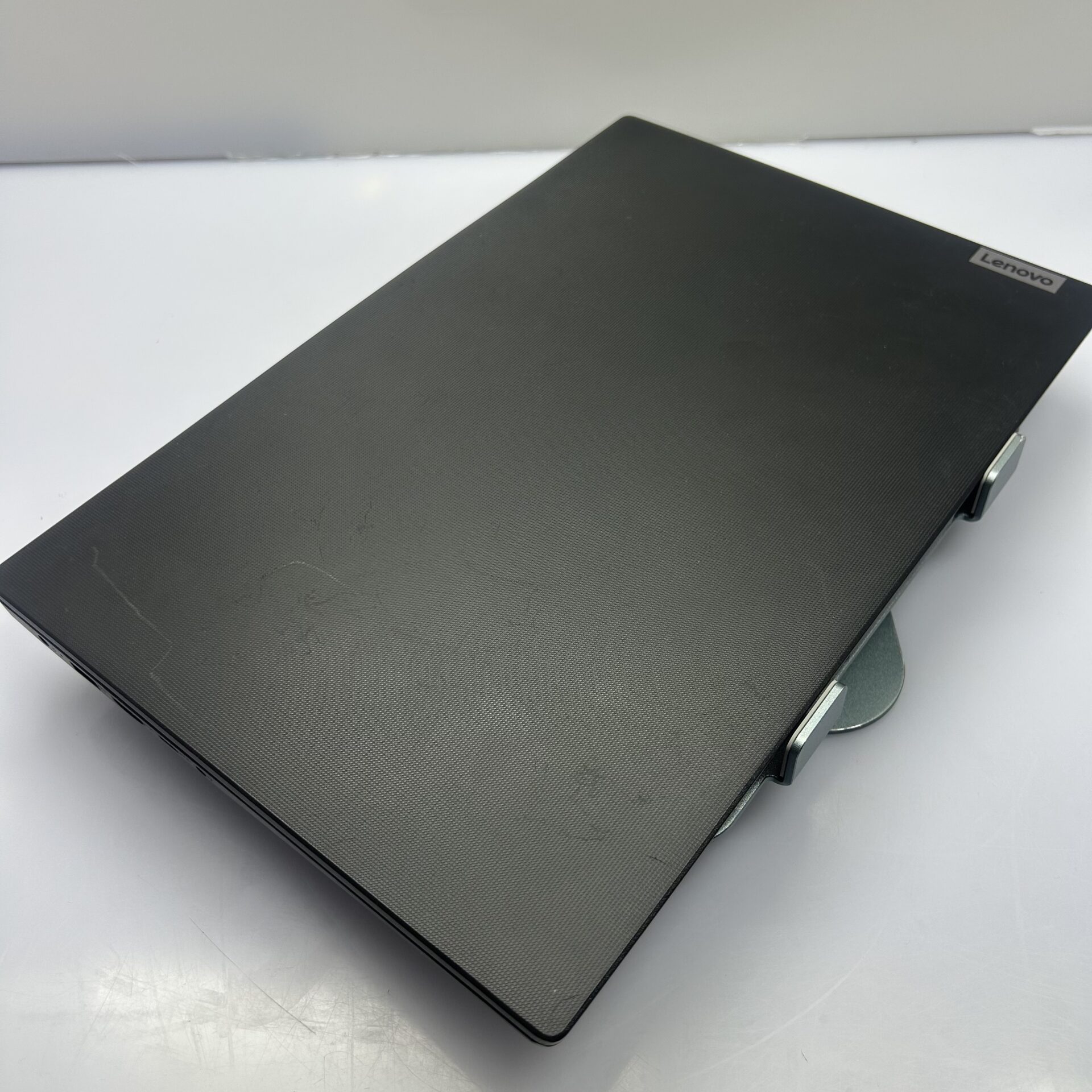 Lenovo V15 G2 ALC "Ryzen 5" 2.10GHz 12GB RAM DDR4 256GB NVMe SSD Black (Condition: Good) - Image 15