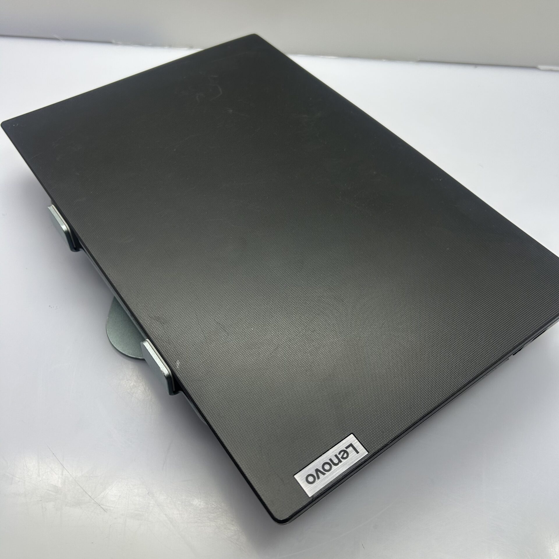 Lenovo V15 G2 ALC "Ryzen 5" 2.10GHz 12GB RAM DDR4 256GB NVMe SSD Black (Condition: Good) - Image 16