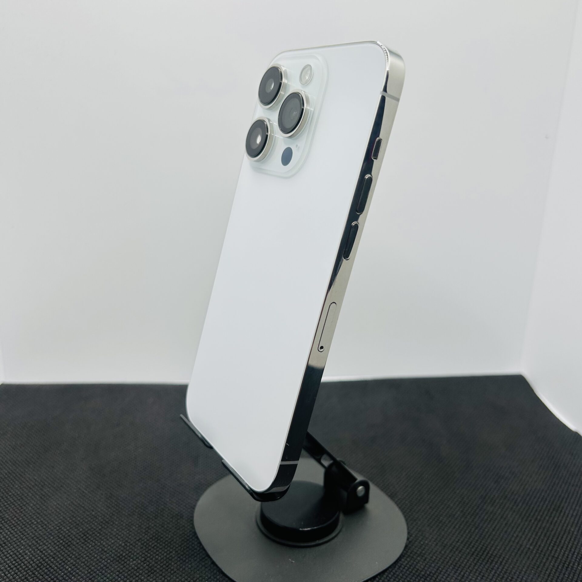 Apple iPhone 14 Pro 256GB Silver (Condition: Good) - Image 6