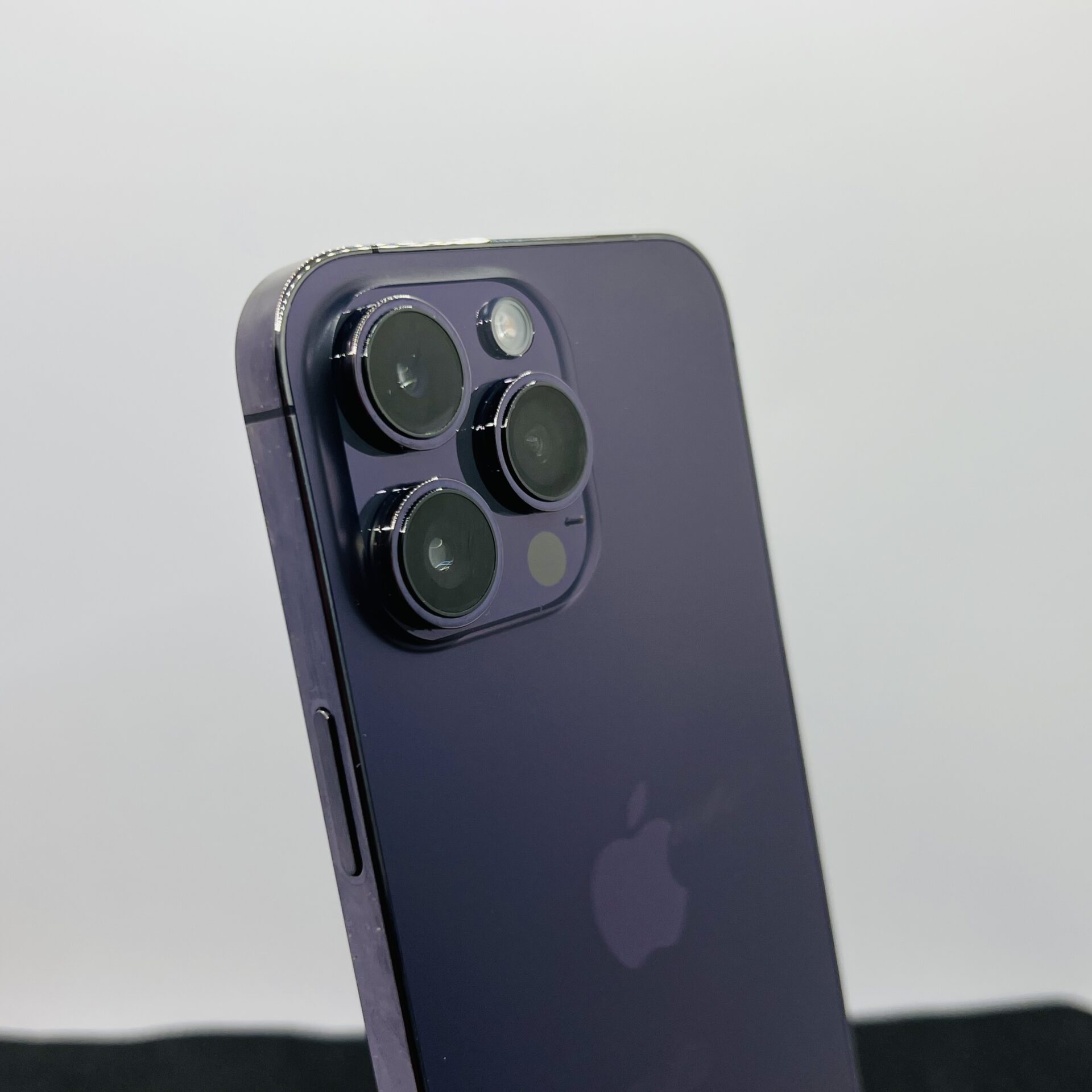 Apple iPhone 14 Pro Max 256GB Deep Purple (Condition: Good) - Image 10