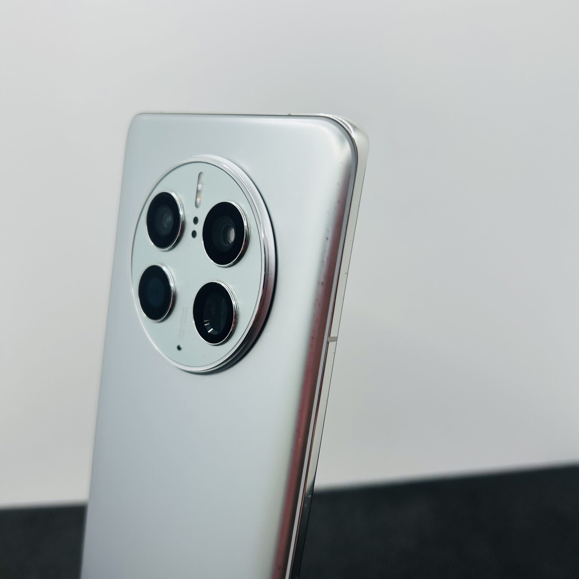 Huawei Mate 50 Pro 256GB Silver (Condition: Good) - Image 8