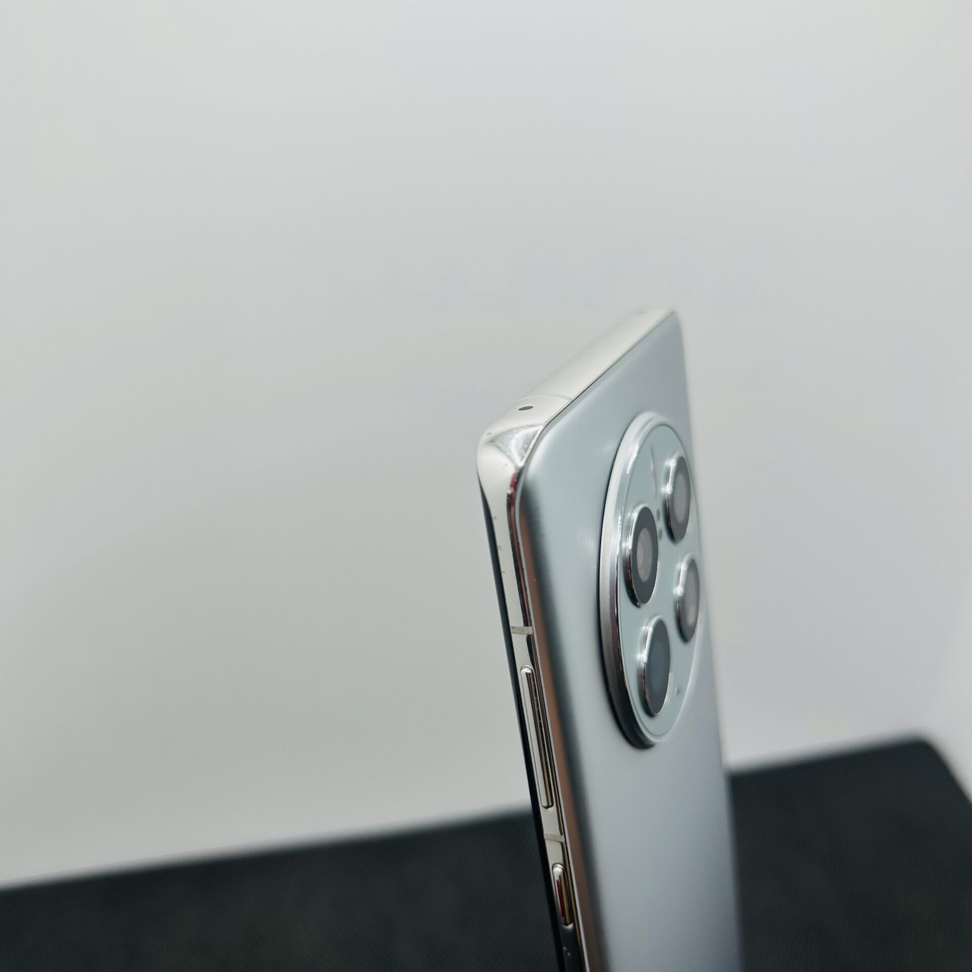 Huawei Mate 50 Pro 256GB Silver (Condition: Good) - Image 11