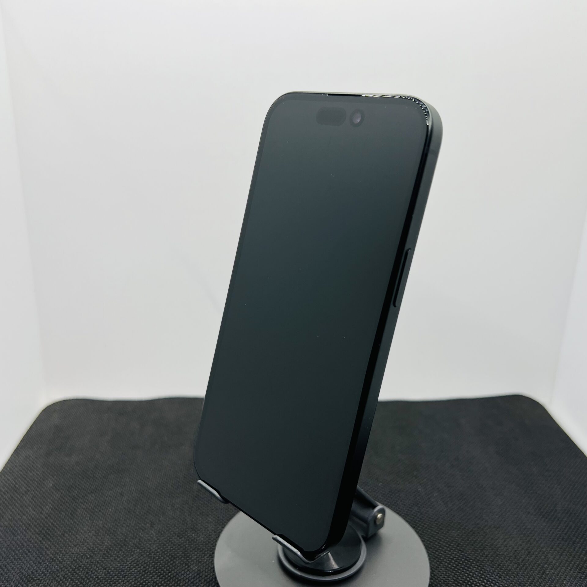 Apple iPhone 15 128GB Black (Condition: Good) - Image 7