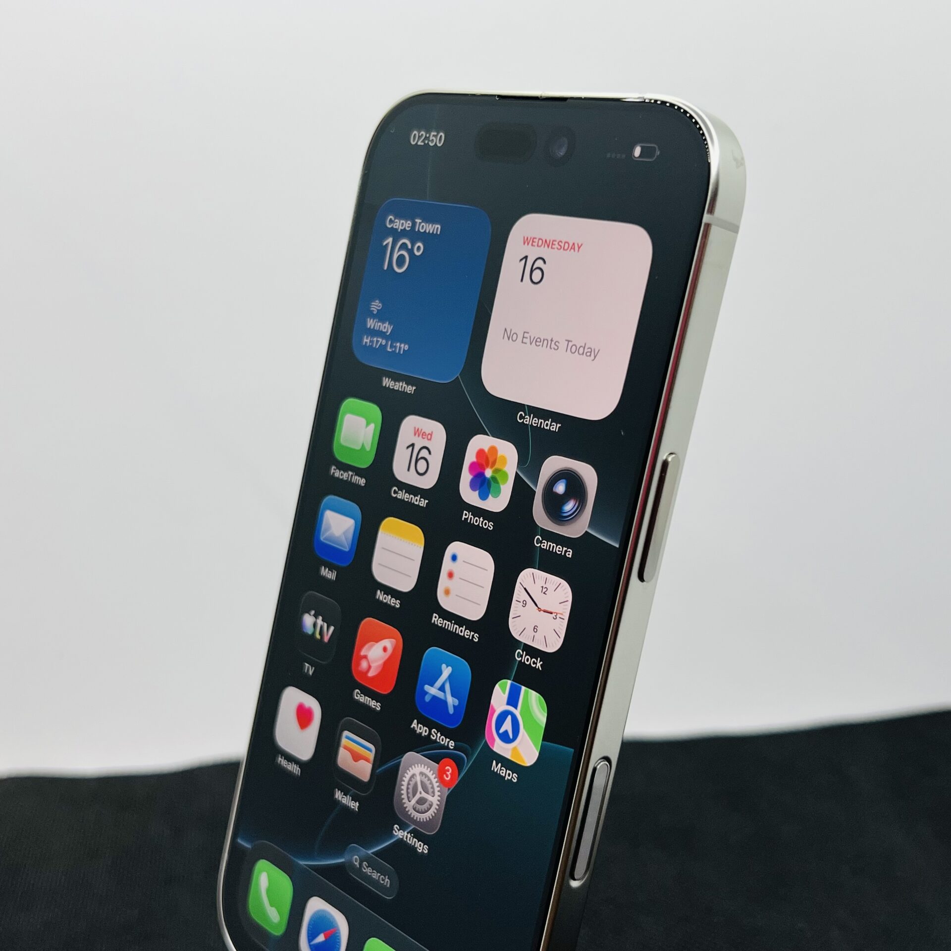 Apple iPhone 16 Pro 256GB White Titanium (Condition: Good) - Image 6