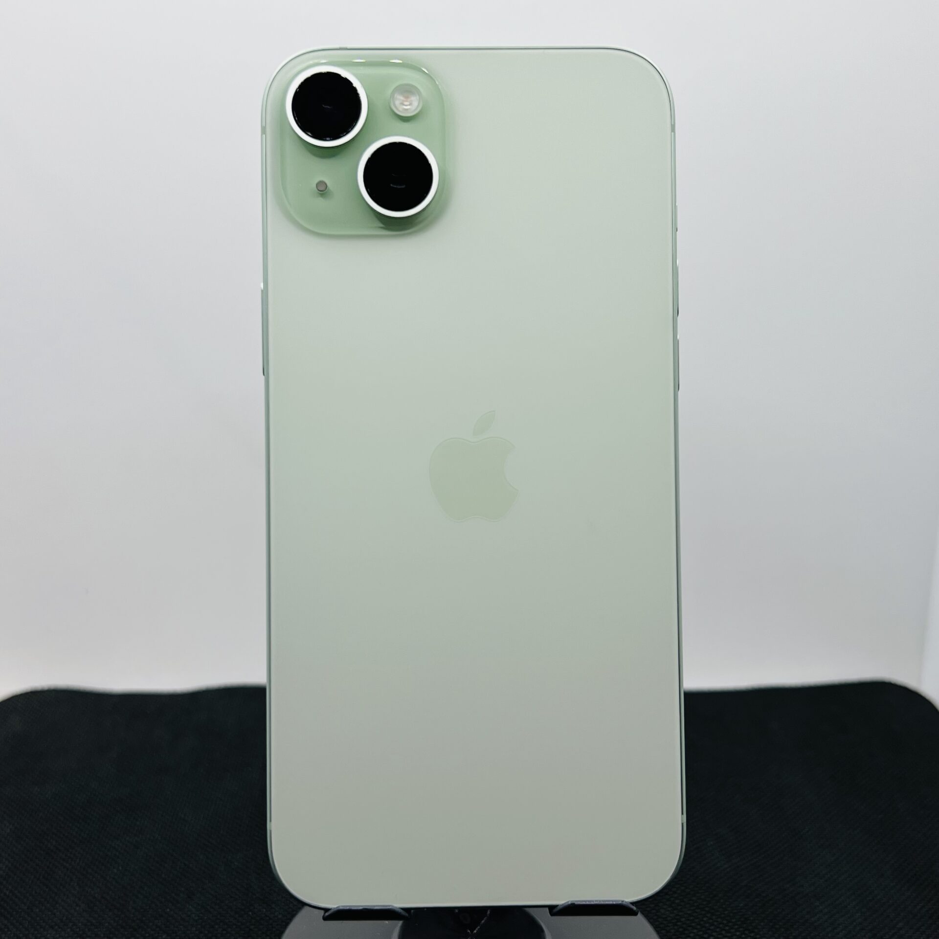 Apple iPhone 15 Plus 128GB Green (Condition: Good) - Image 9