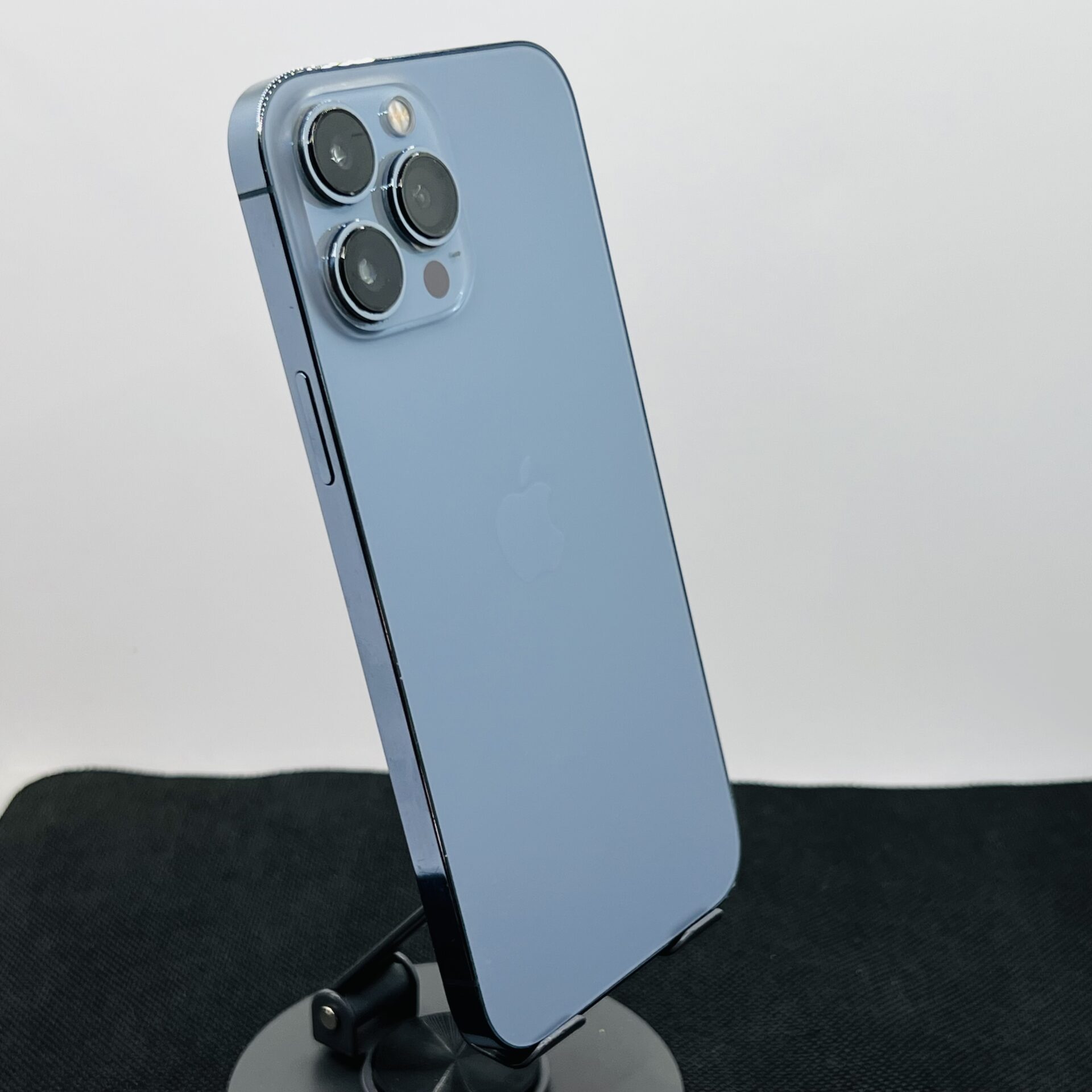 Apple iPhone 13 Pro Max 128GB Sierra Blue (Condition: Good) - Image 9