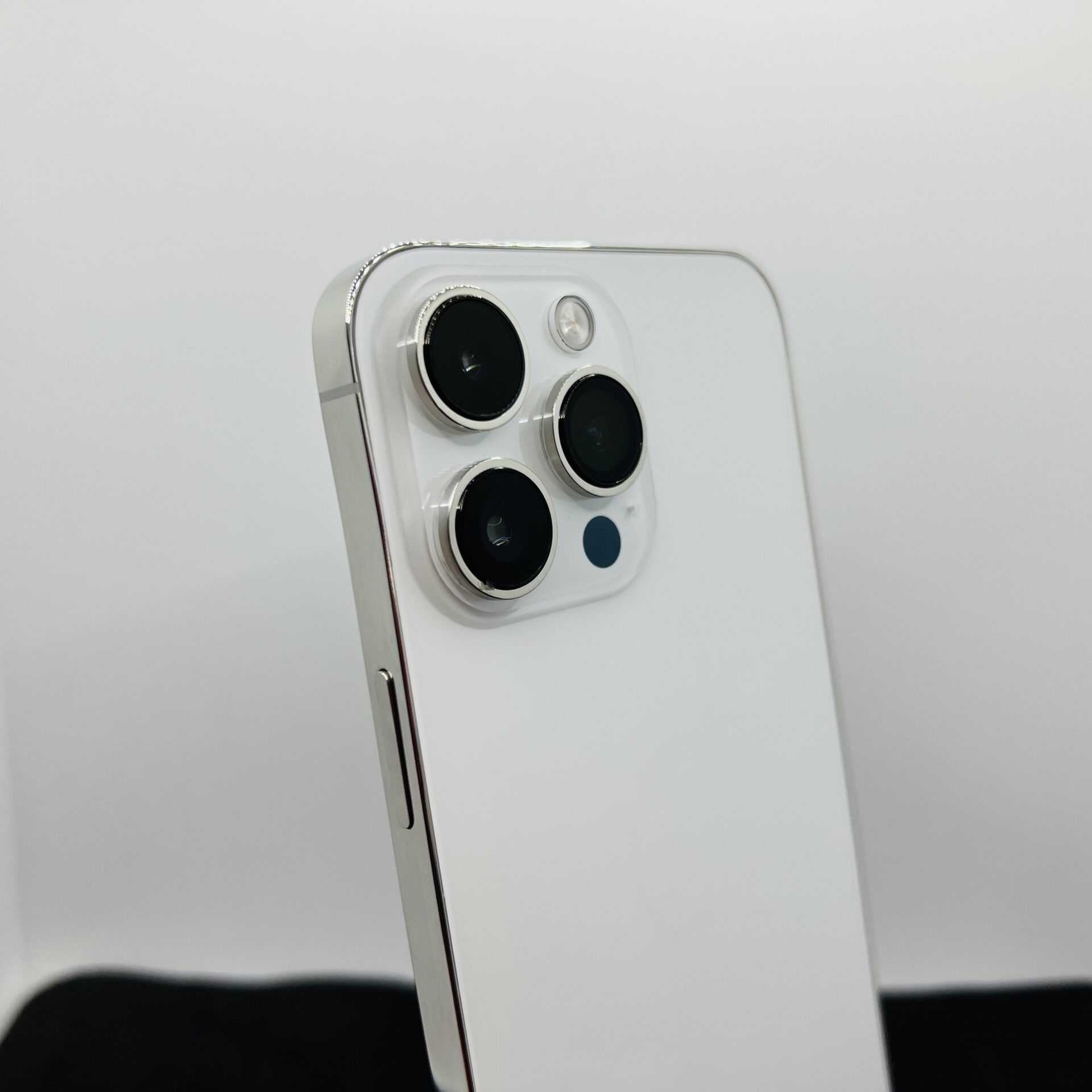 Apple iPhone 14 Pro Max 128GB Silver (Condition: Good) - Image 11