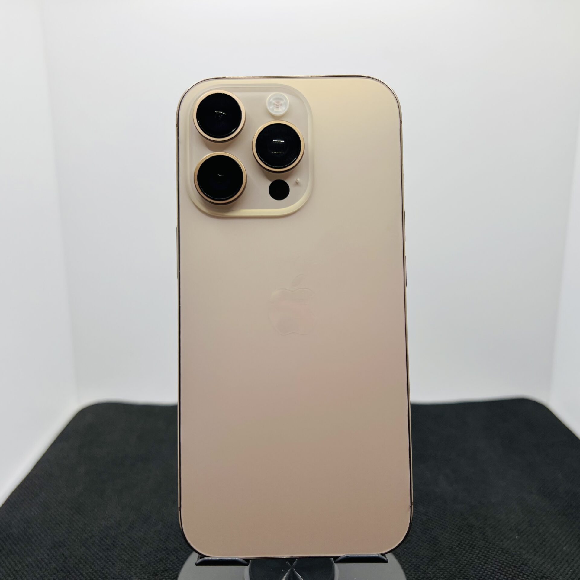 Apple iPhone 16 Pro 256GB Desert Titanium (Condition: Good) - Image 9