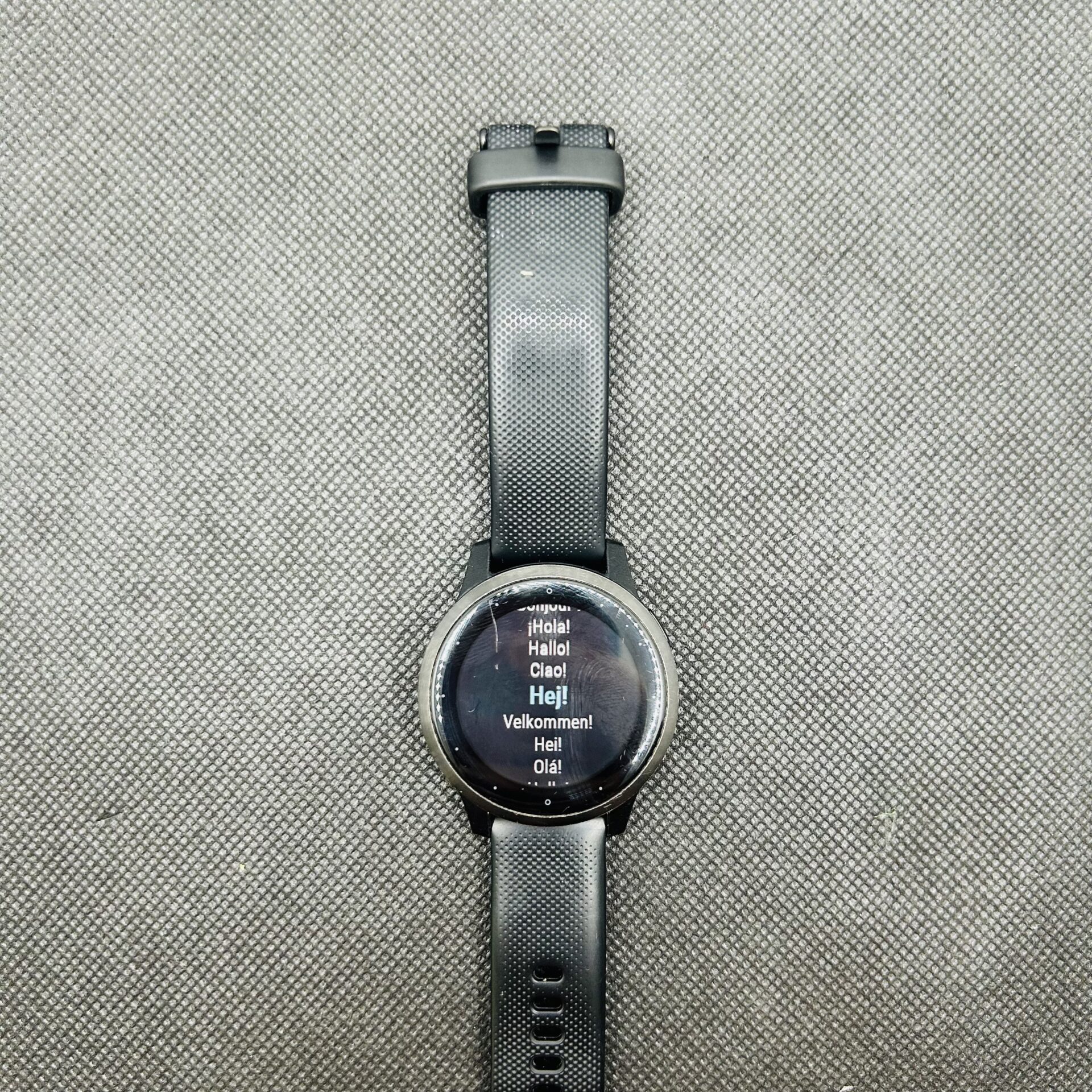 Garmin Vivoactive 4S Black (Condition: Good) - Image 2