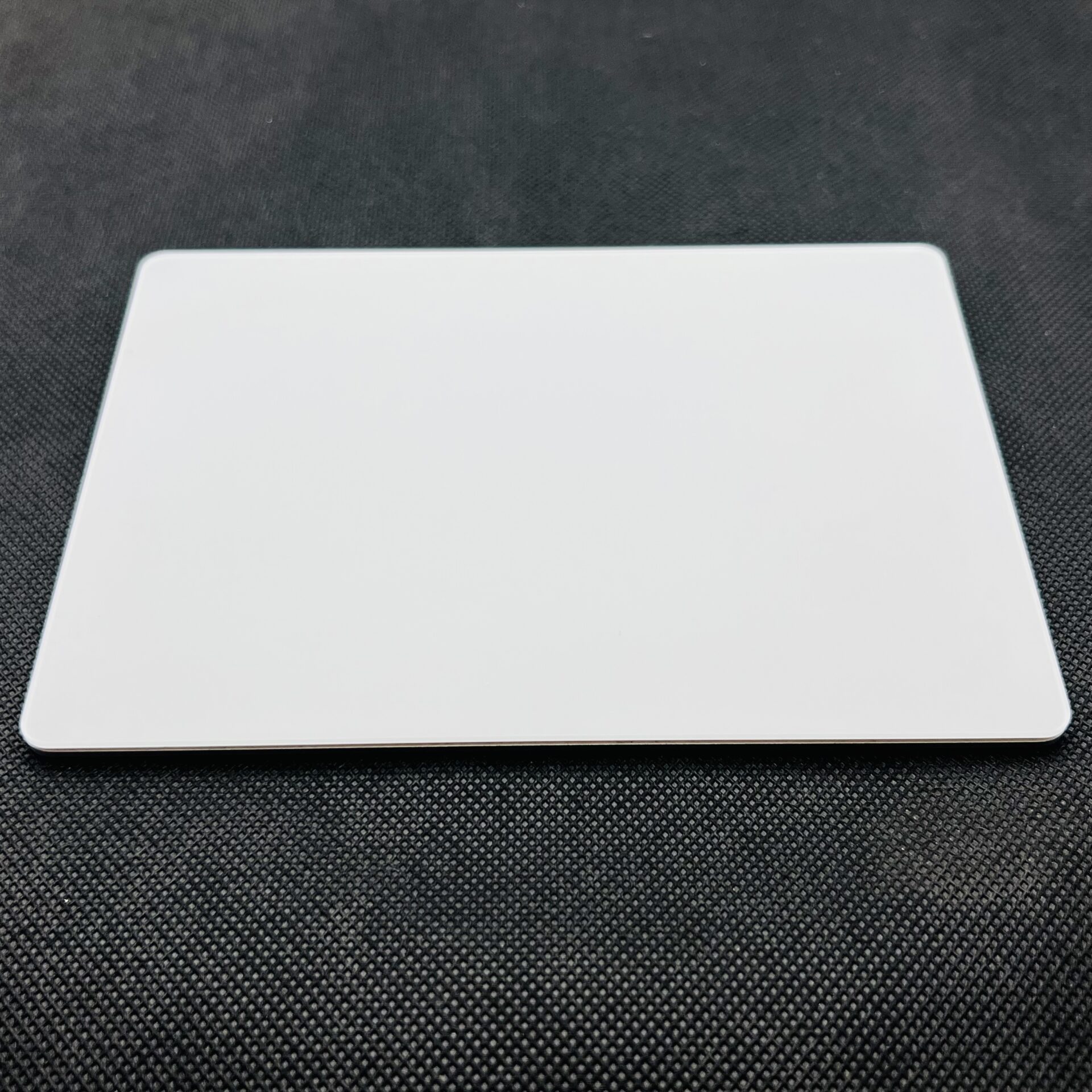 Apple Magic Trackpad 2 White (Condition: Good) - Image 2