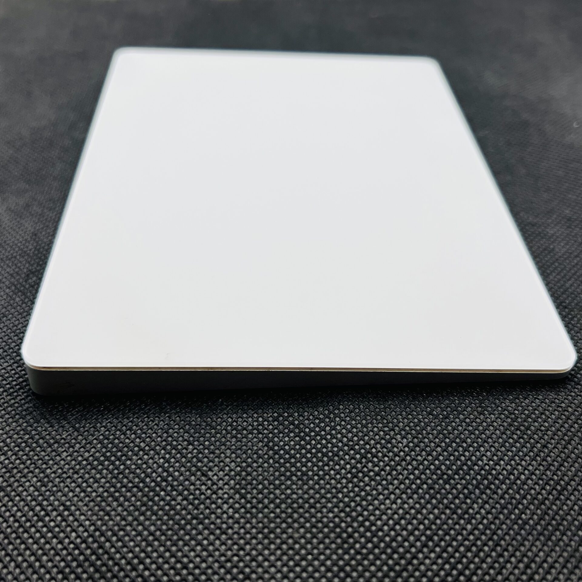Apple Magic Trackpad 2 White (Condition: Good) - Image 5