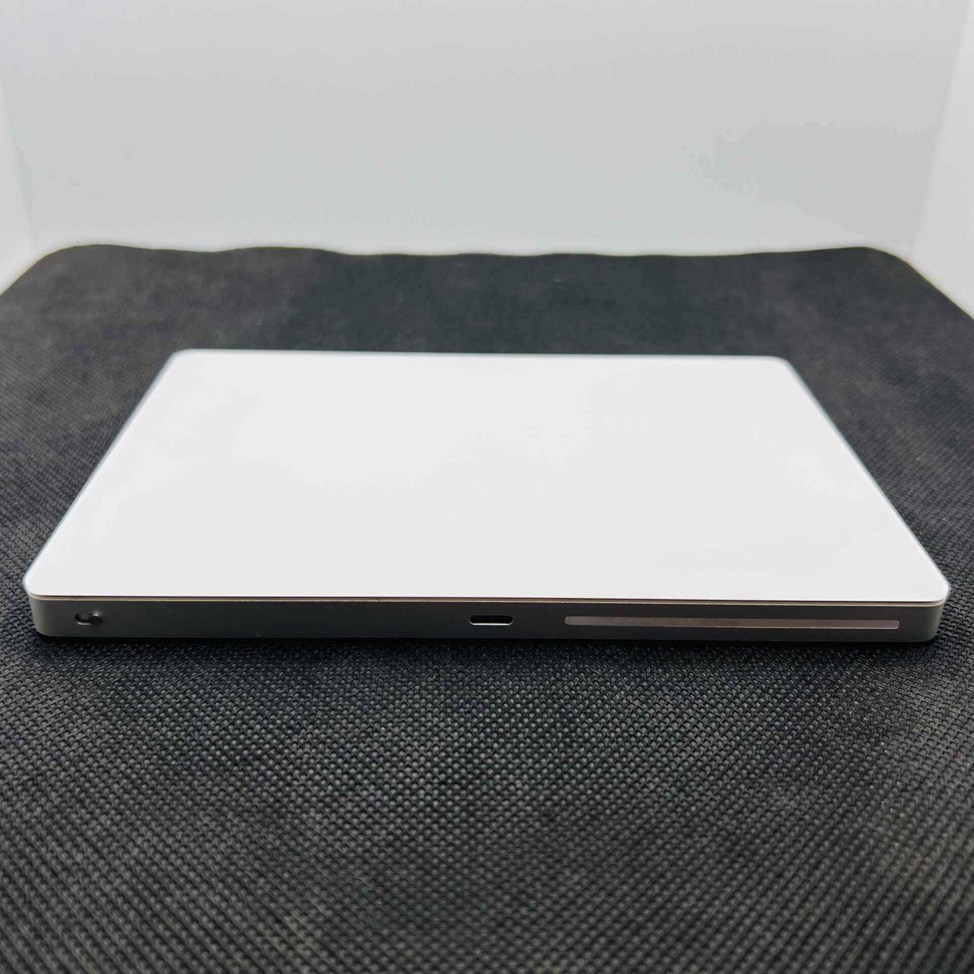 Apple Magic Trackpad 2 White (Condition: Good) - Image 4