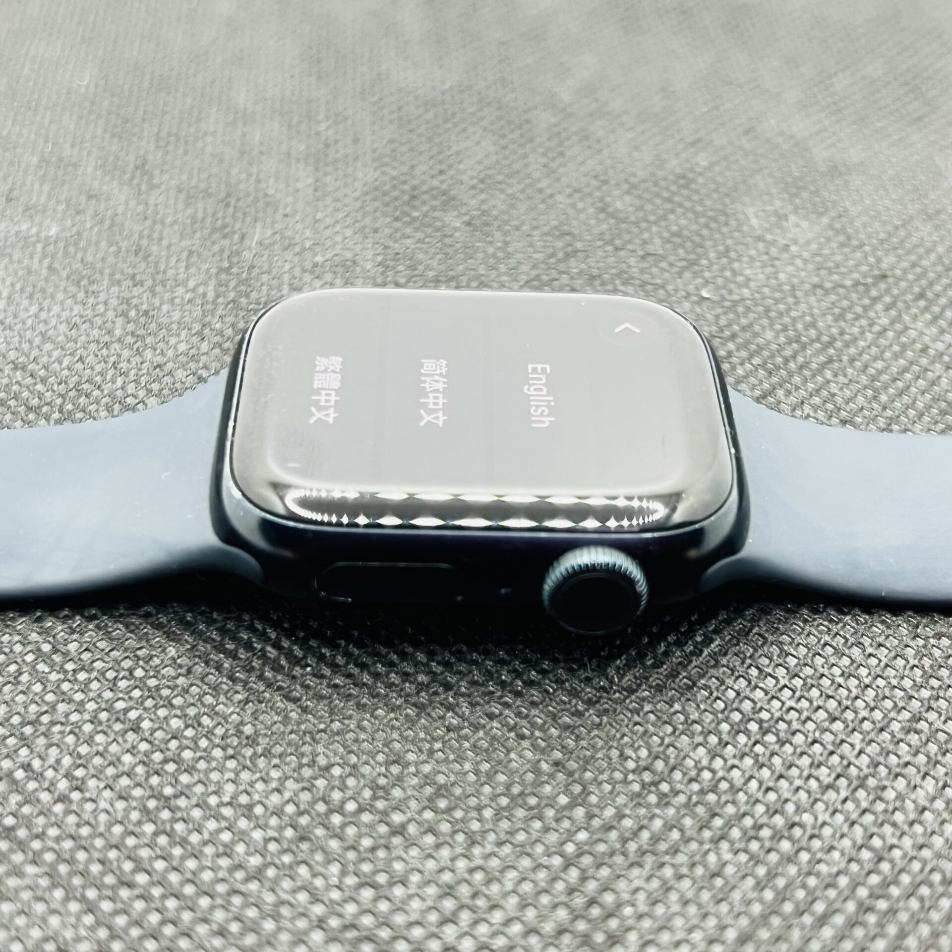 Apple Watch Series 8 41mm GPS Only Midnight (Condition: Good) - Image 3