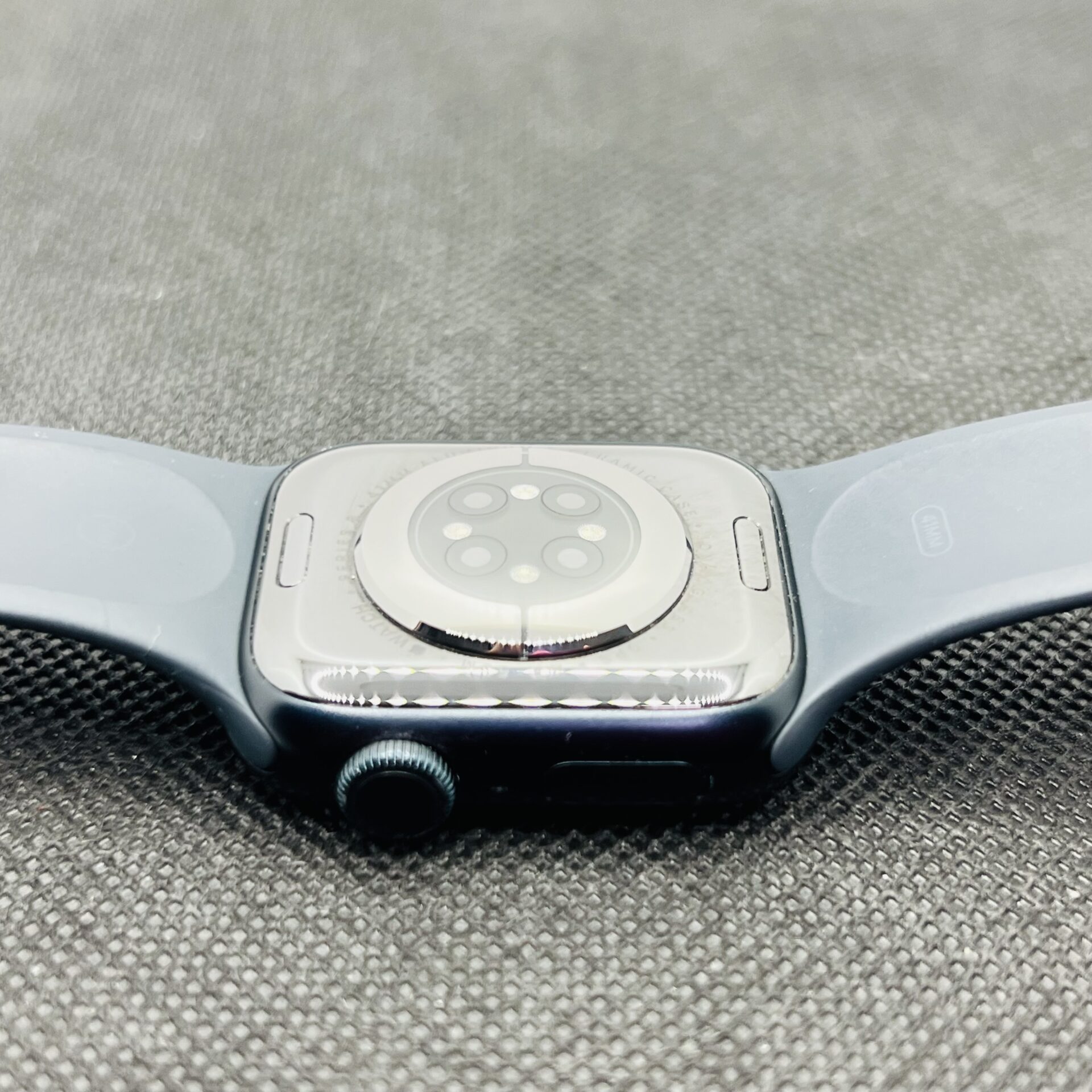 Apple Watch Series 8 41mm GPS Only Midnight (Condition: Good) - Image 6