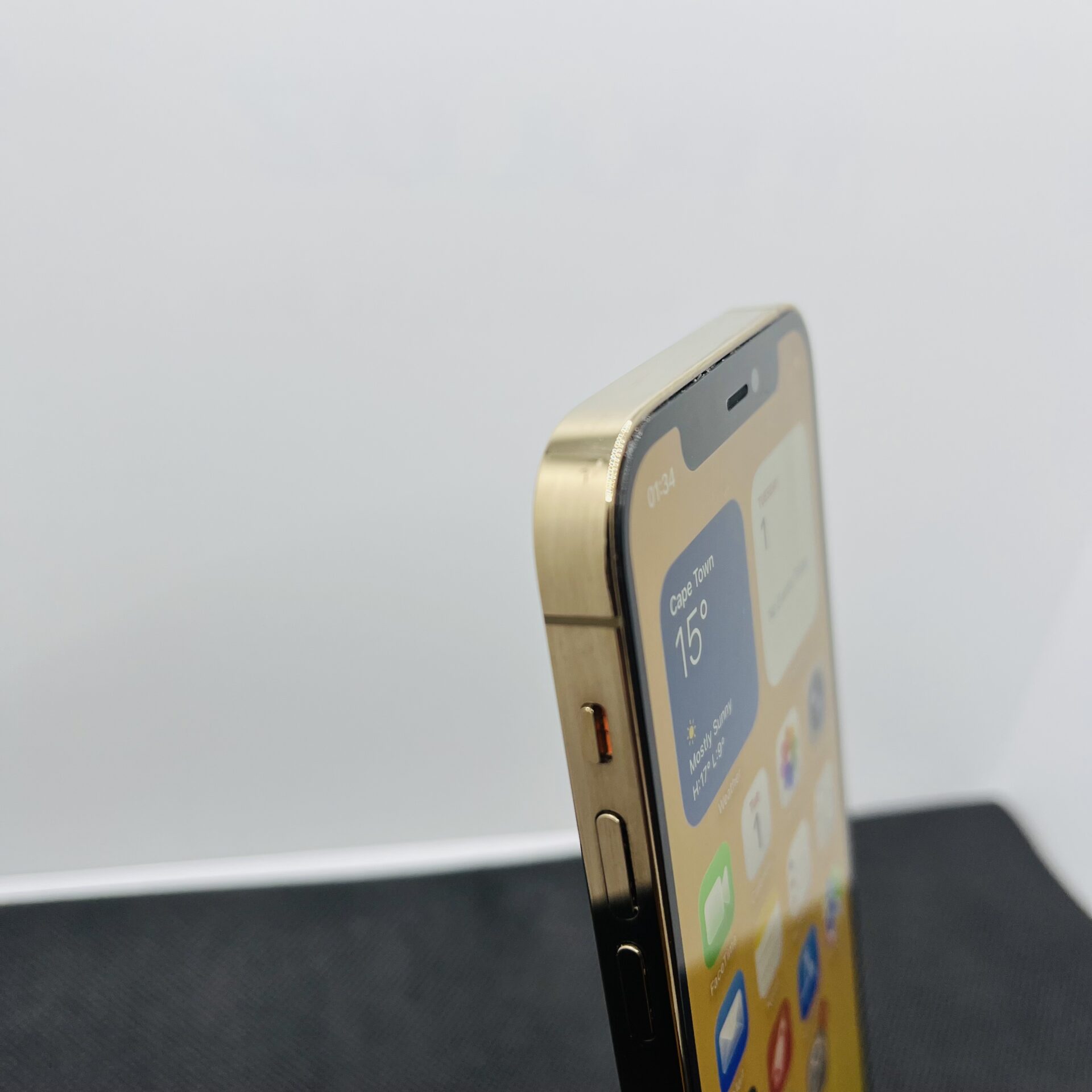 Apple iPhone 12 Pro 256GB Gold (Condition: Good) - Image 5